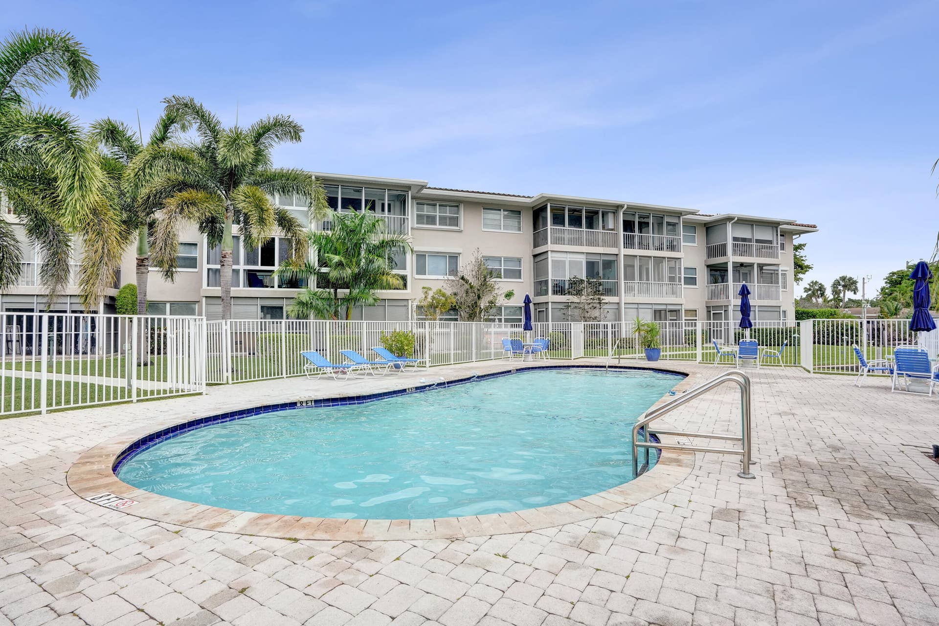 900 SW 12th Street, #100, Fort Lauderdale, FL 33315 DSC08980