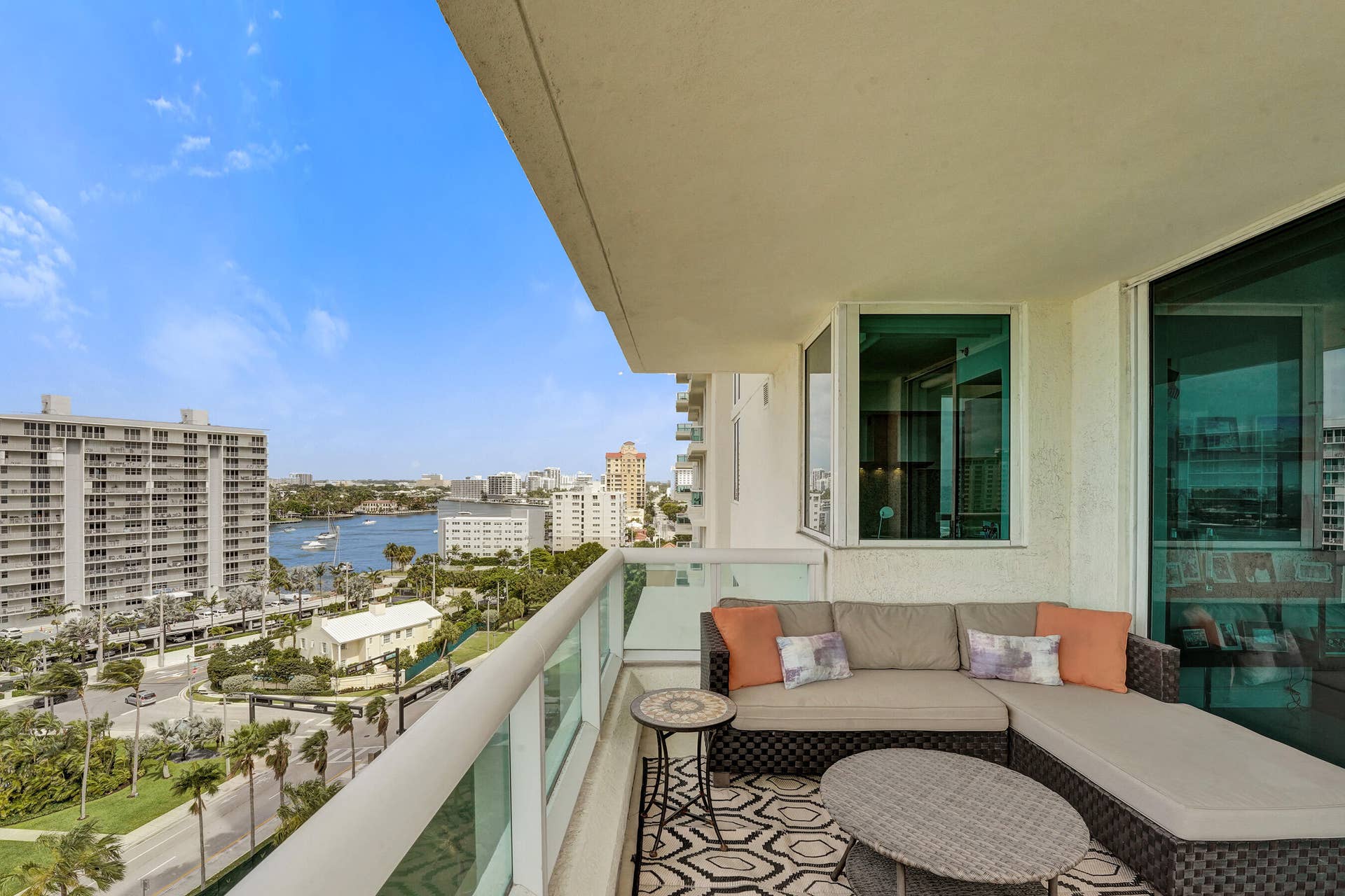 101 S Fort Lauderdale Beach Boulevard, #1107, Fort Lauderdale, FL 33316 DSC03019