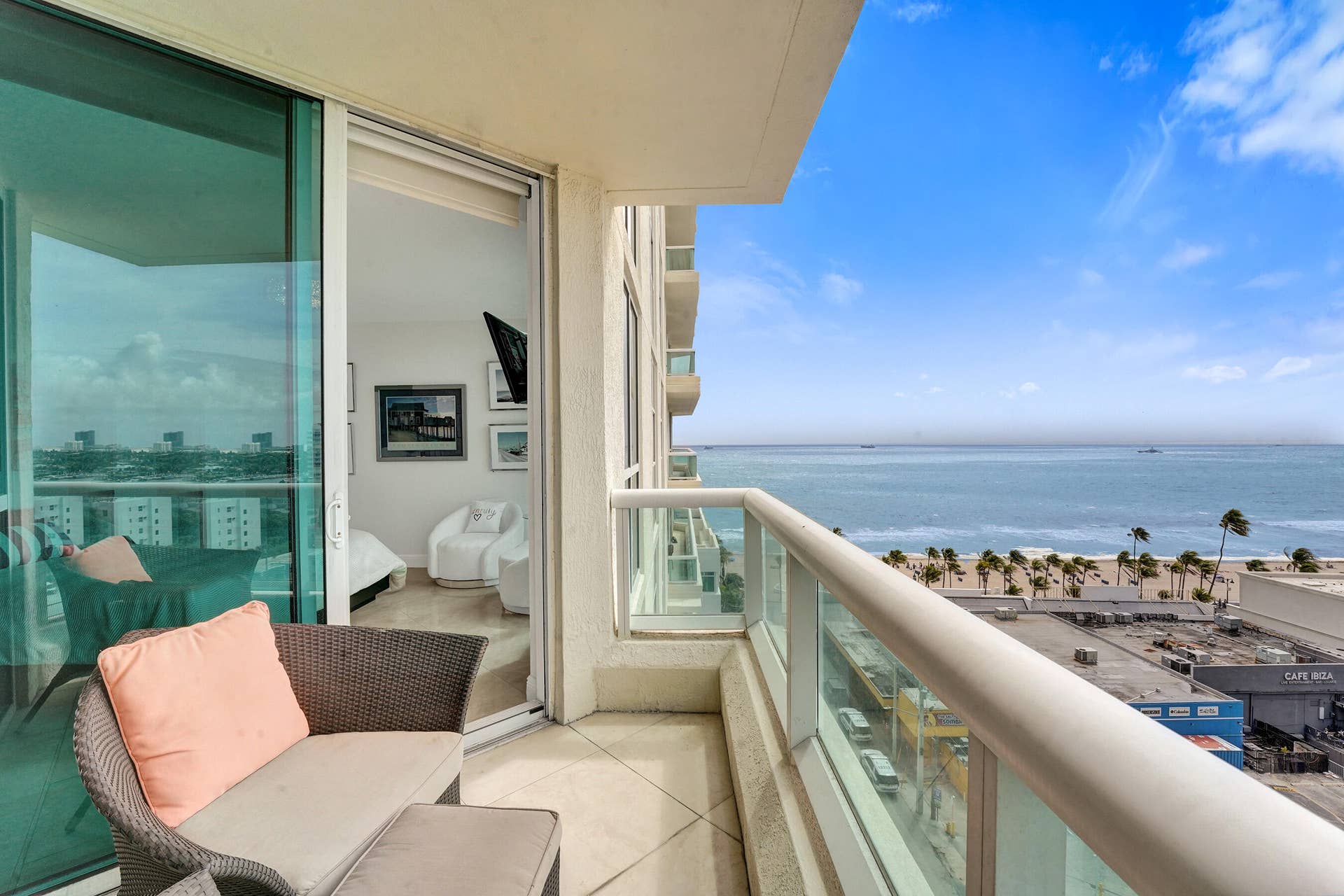 101 S Fort Lauderdale Beach Boulevard, #1107, Fort Lauderdale, FL 33316 DSC02989