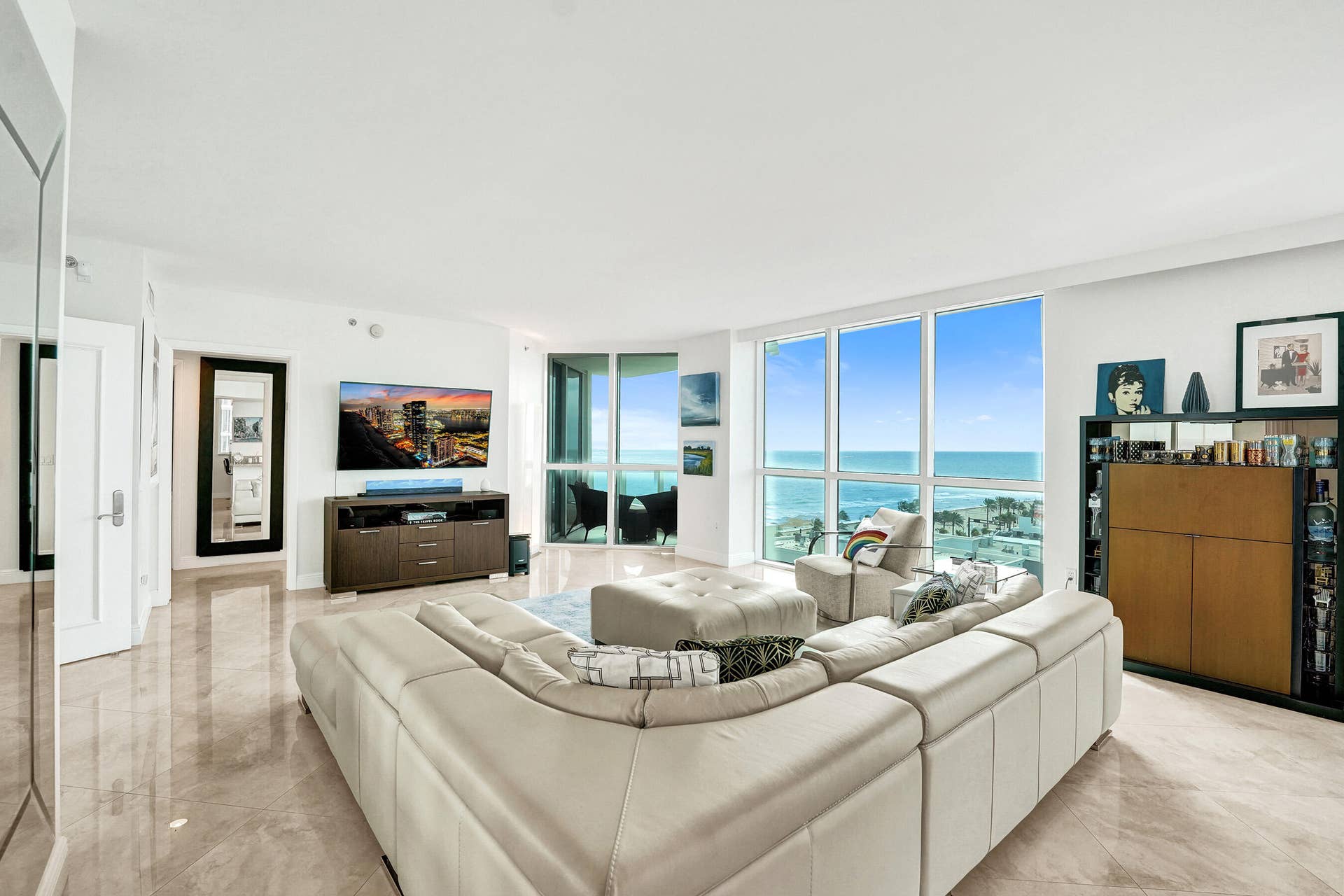 101 S Fort Lauderdale Beach Boulevard, #1107, Fort Lauderdale, FL 33316 DSC02839