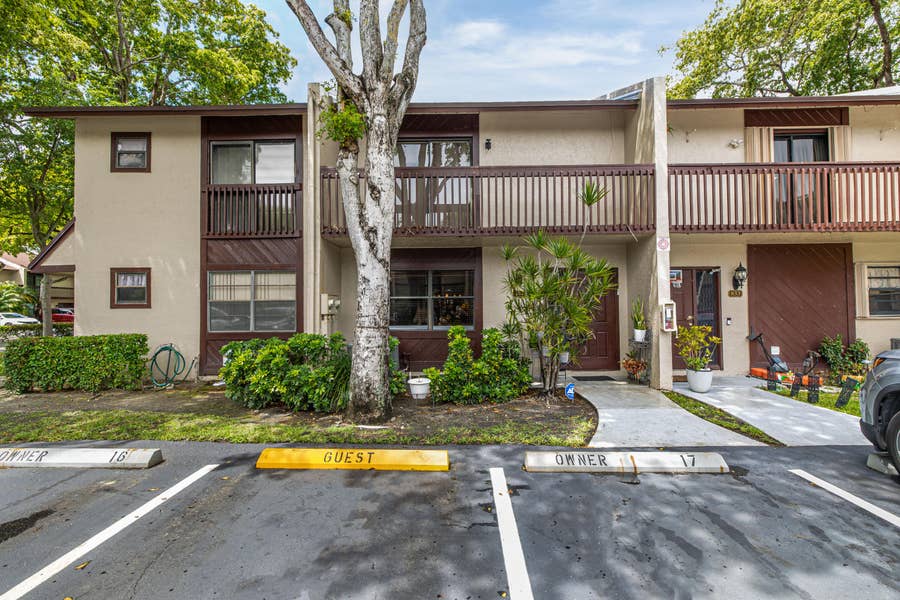 Property photo for 837 NW 47th Street, Deerfield Beach, FL