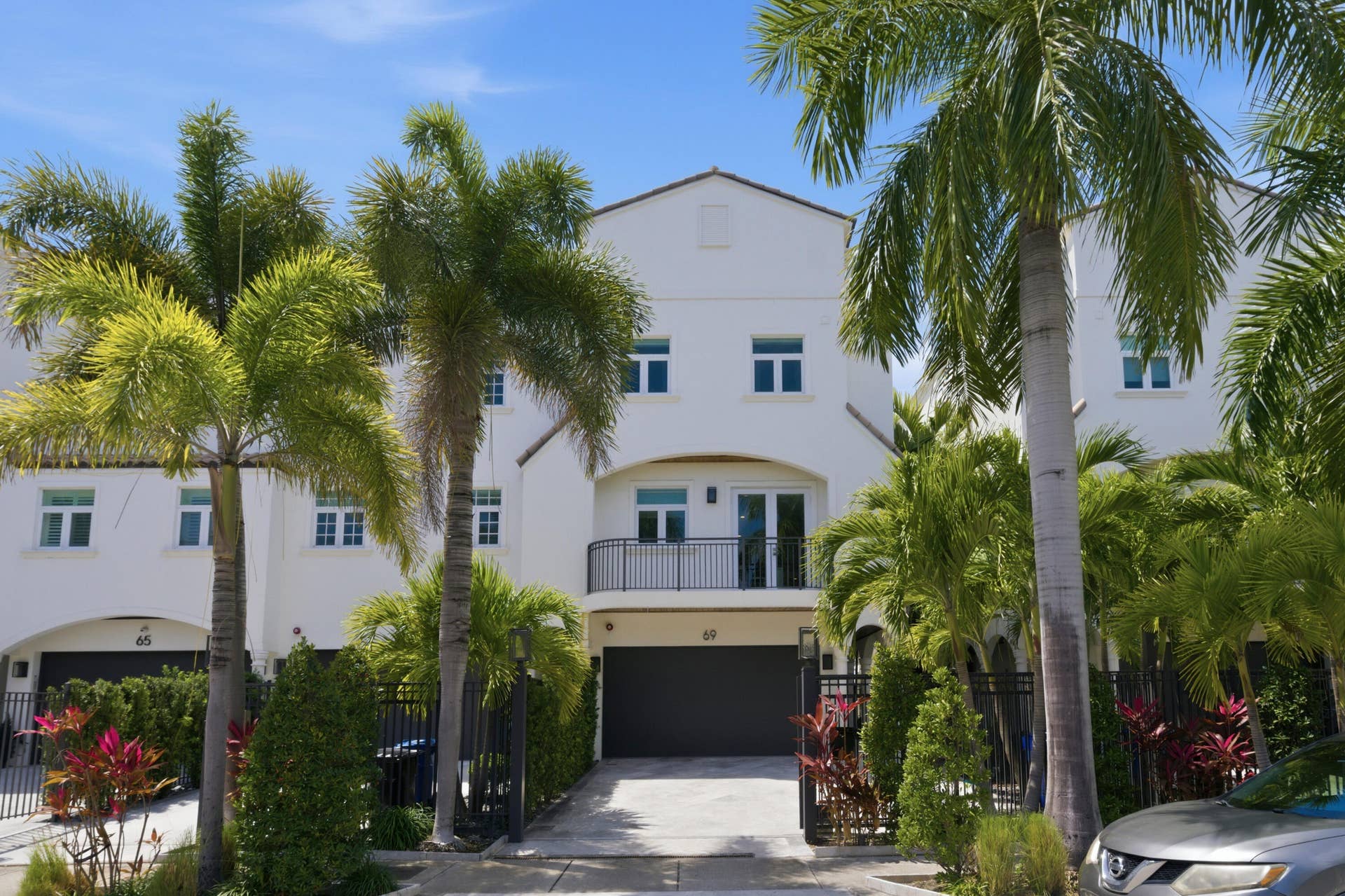 69 Isle Of Venice Drive, Fort Lauderdale, FL 33301 Exterior