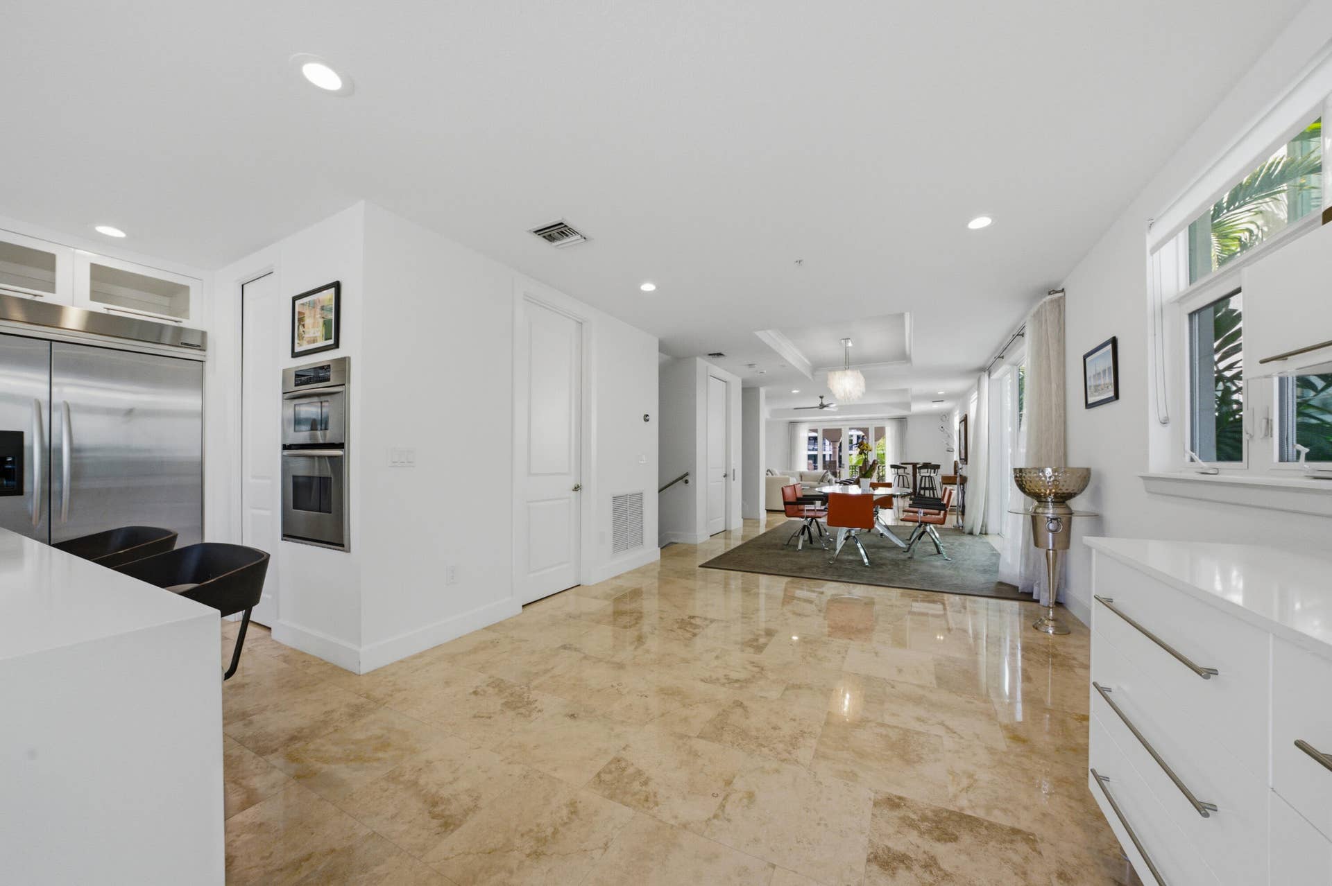 69 Isle Of Venice Drive, Fort Lauderdale, FL 33301 Kitchen