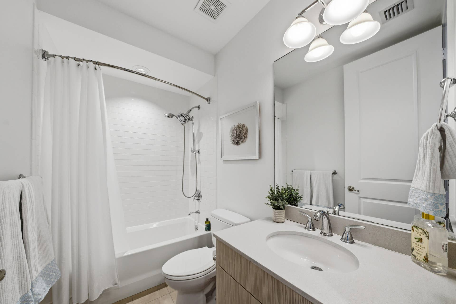 69 Isle Of Venice Drive, Fort Lauderdale, FL 33301 Bathroom