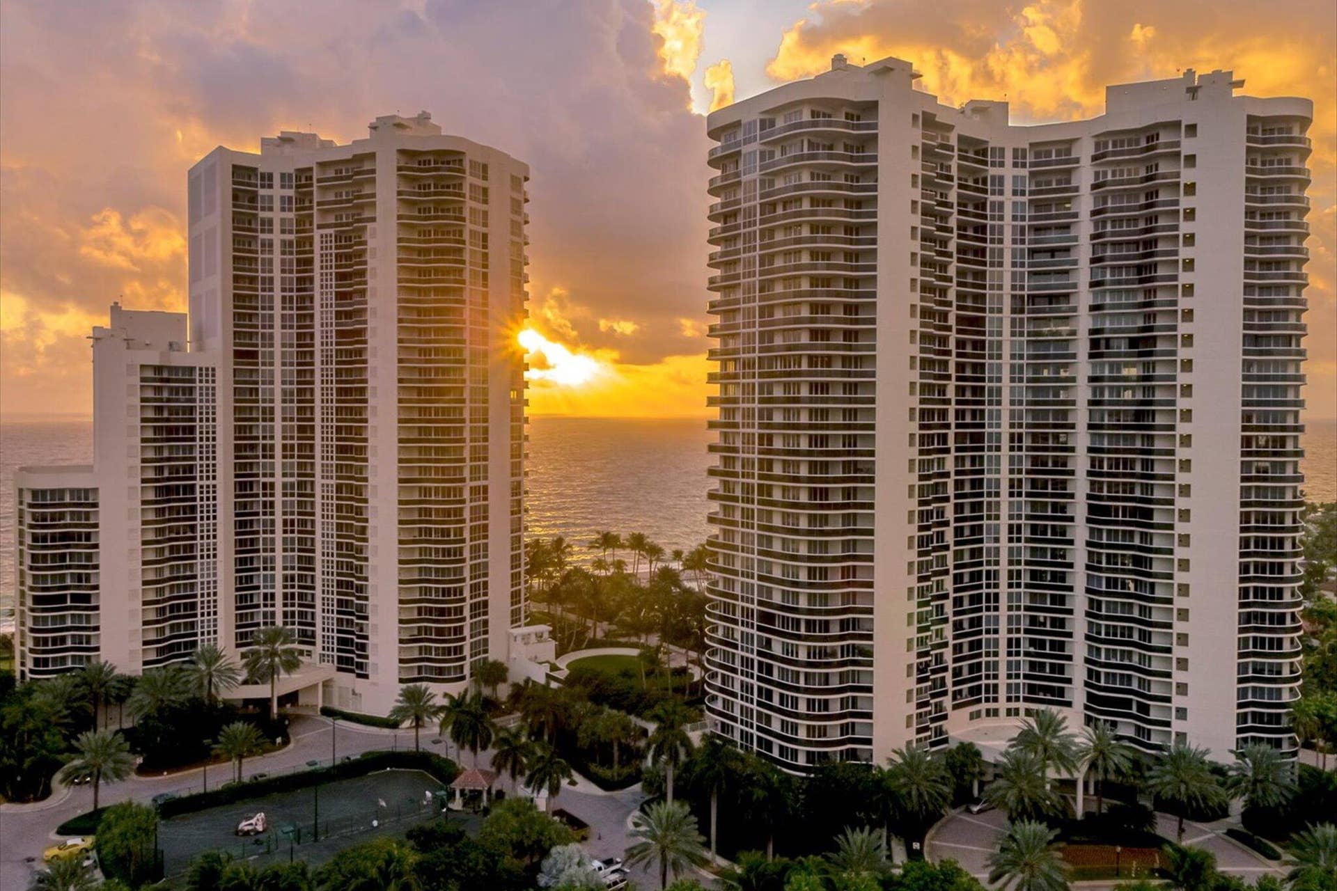 3100 N Ocean Boulevard, #601, Fort Lauderdale, Fort Lauderdale, FL 33308 105-020_LHI sunrise