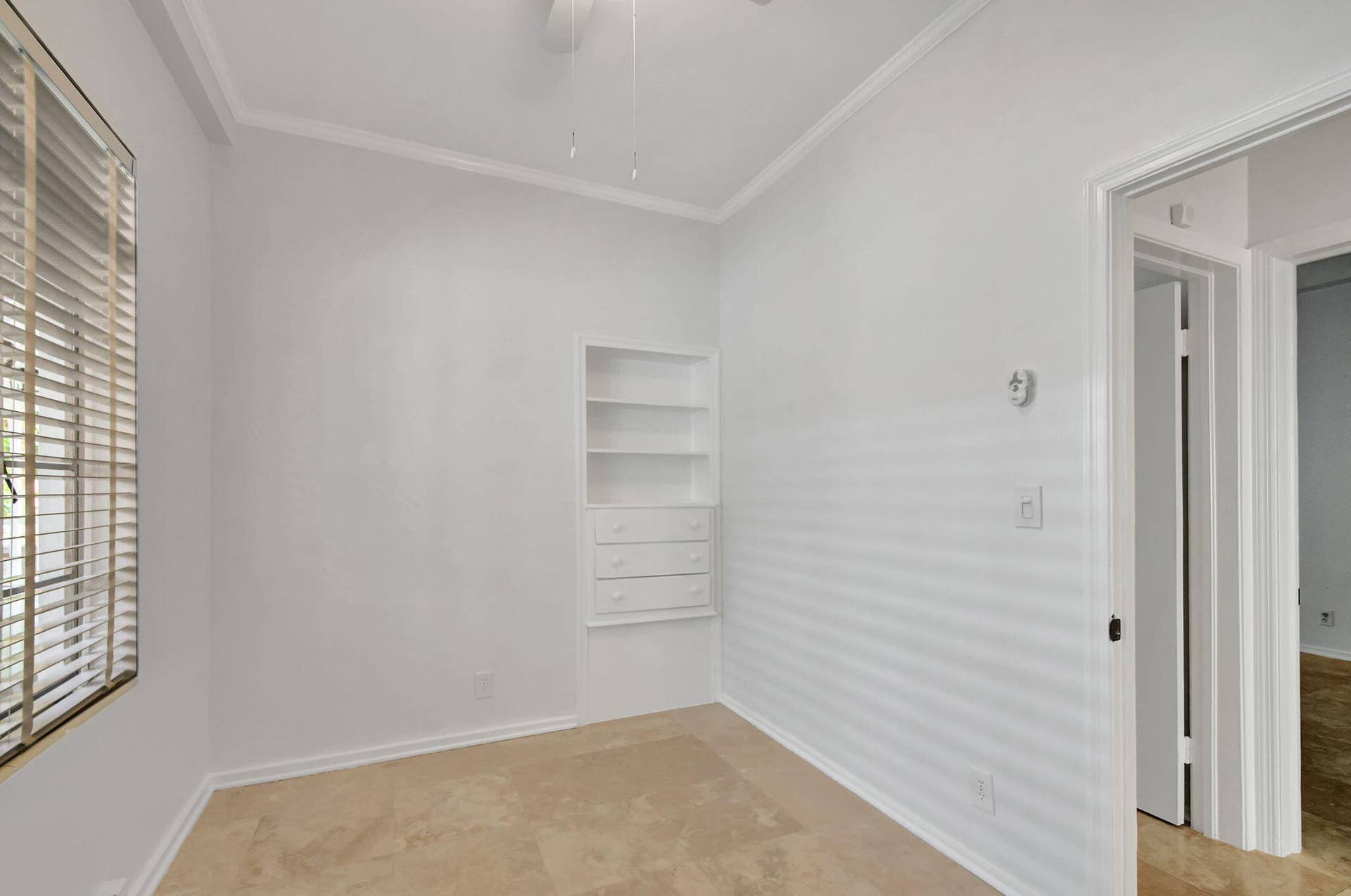 218 Worth Avenue, Palm Beach, FL 33480 25-web-or-mls-Apartment (25)