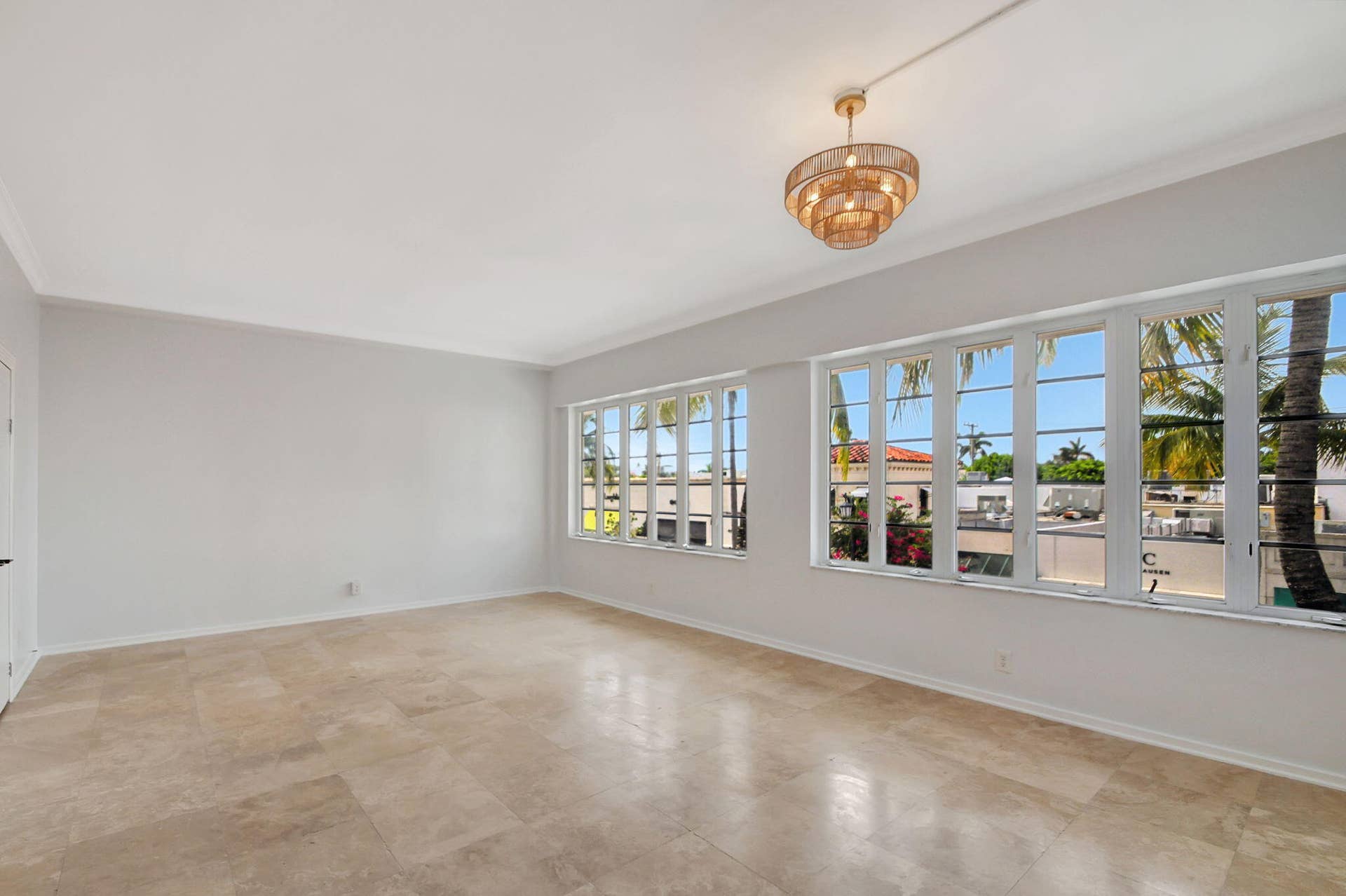 218 Worth Avenue, Palm Beach, FL 33480 8-web-or-mls-Apartment (8)