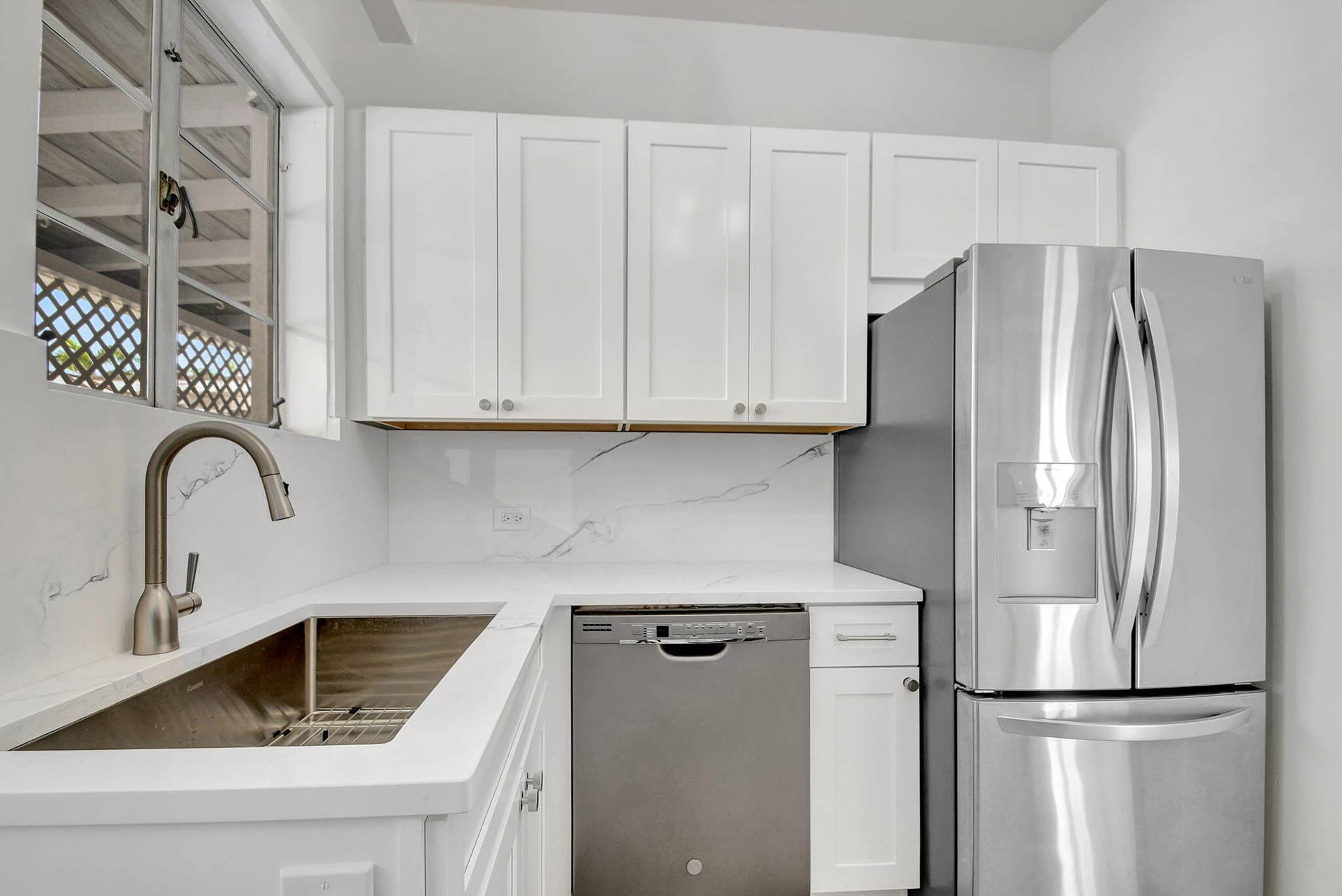 218 Worth Avenue, Palm Beach, FL 33480 14-web-or-mls-Apartment (14)