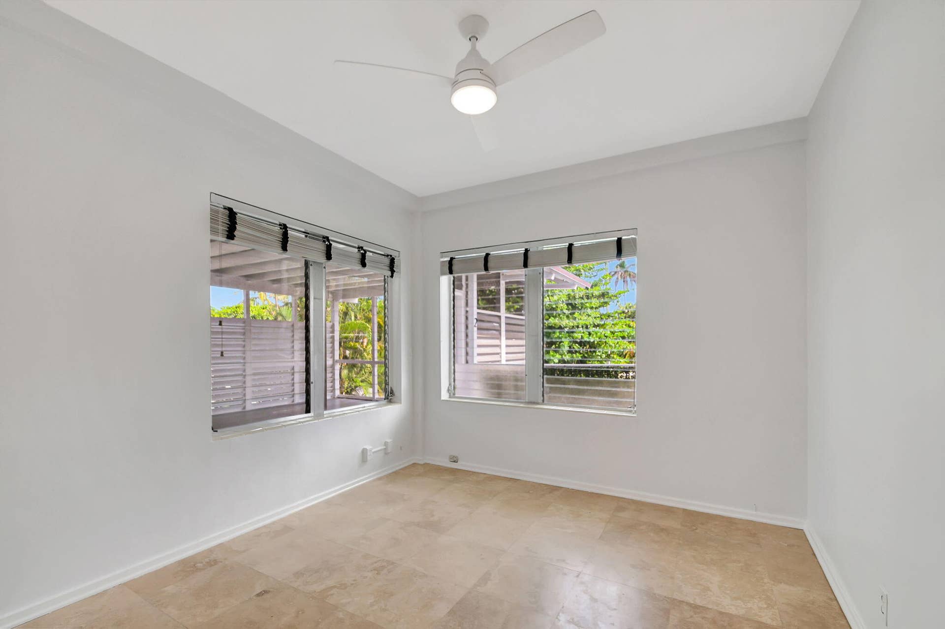 218 Worth Avenue, Palm Beach, FL 33480 26-web-or-mls-Apartment (26)