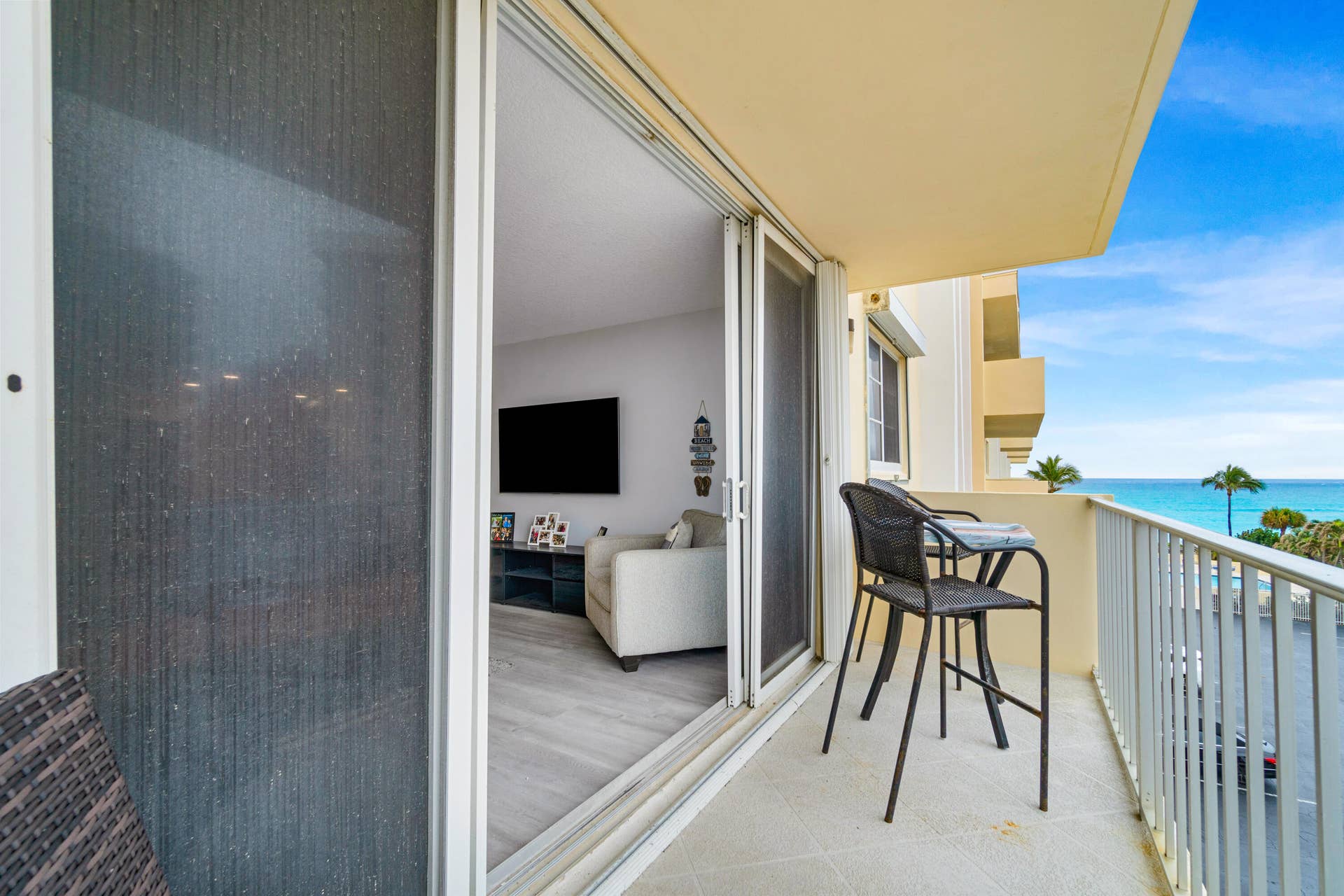 630 Ocean Drive, #410, Juno Beach, FL 33408 023-630OceanDrive-410-JunoBeach-FL-33408