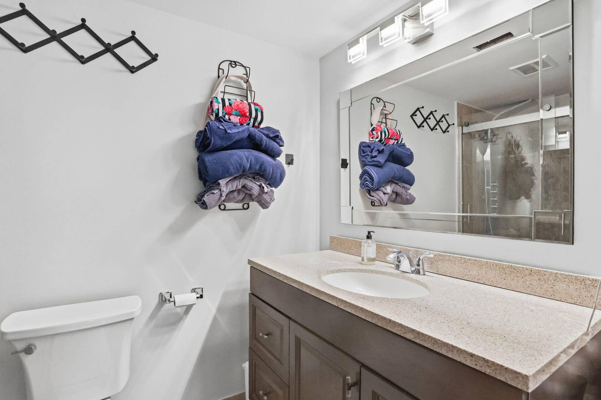 8093 Severn Drive, #D, Boca Raton, FL 33433 32-web-or-mls-0E2A4256