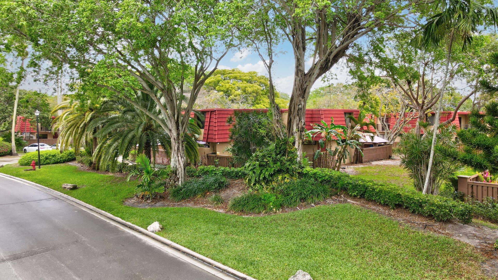 8093 Severn Drive, #D, Boca Raton, FL 33433 36-web-or-mls-dji_fly_20260408_130634_66