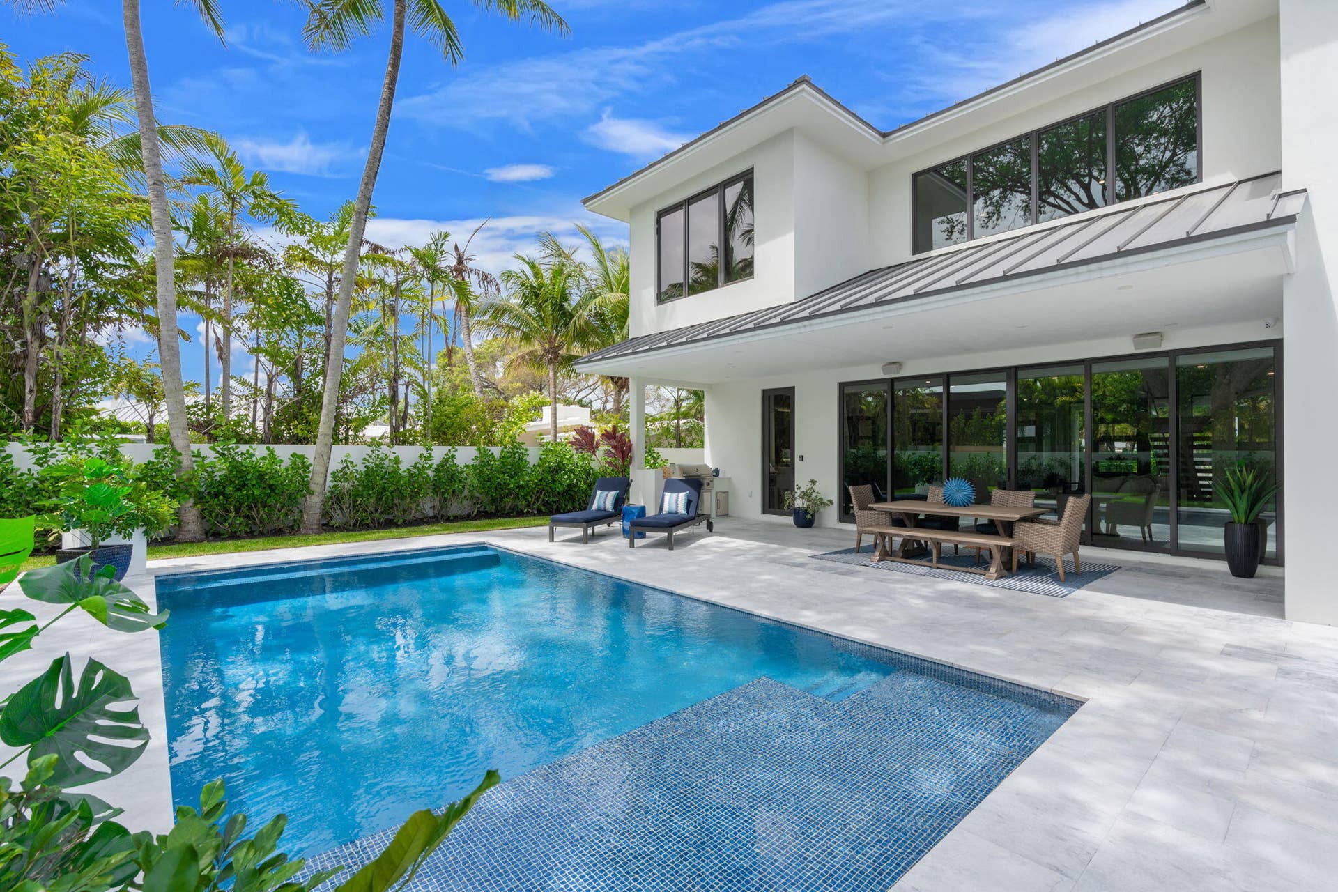 2406 NE 13th Court, Fort Lauderdale, FL 33304 36-web-or-mls-2406 NE 13th Ct Fort Laude