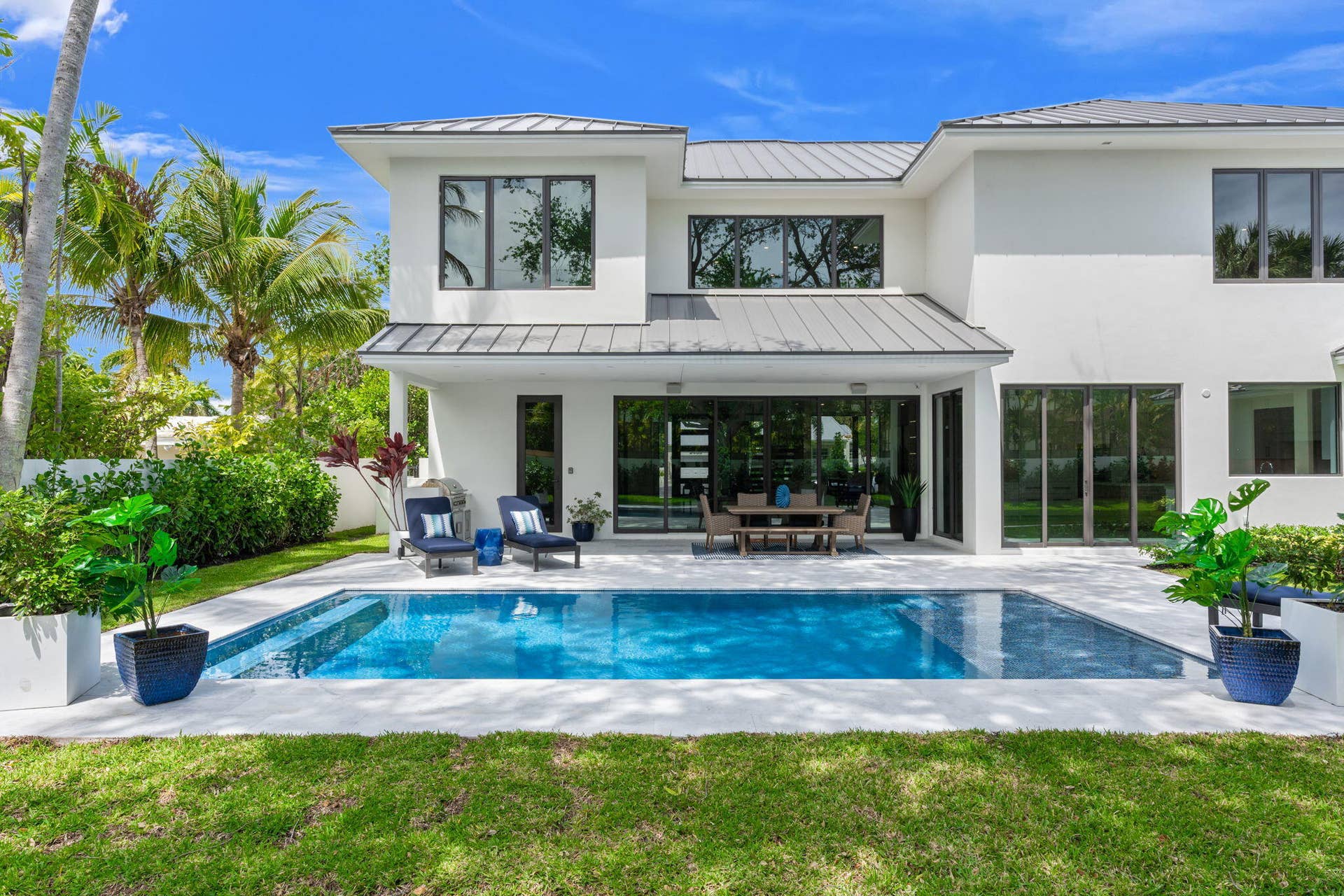 2406 NE 13th Court, Fort Lauderdale, FL 33304 37-web-or-mls-2406 NE 13th Ct Fort Laude