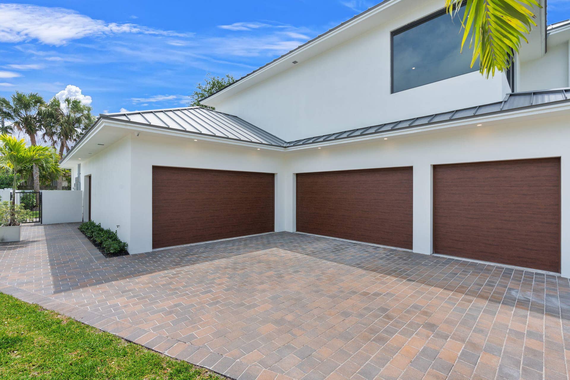 2406 NE 13th Court, Fort Lauderdale, FL 33304 63-web-or-mls-2406 NE 13th Ct Fort Laude