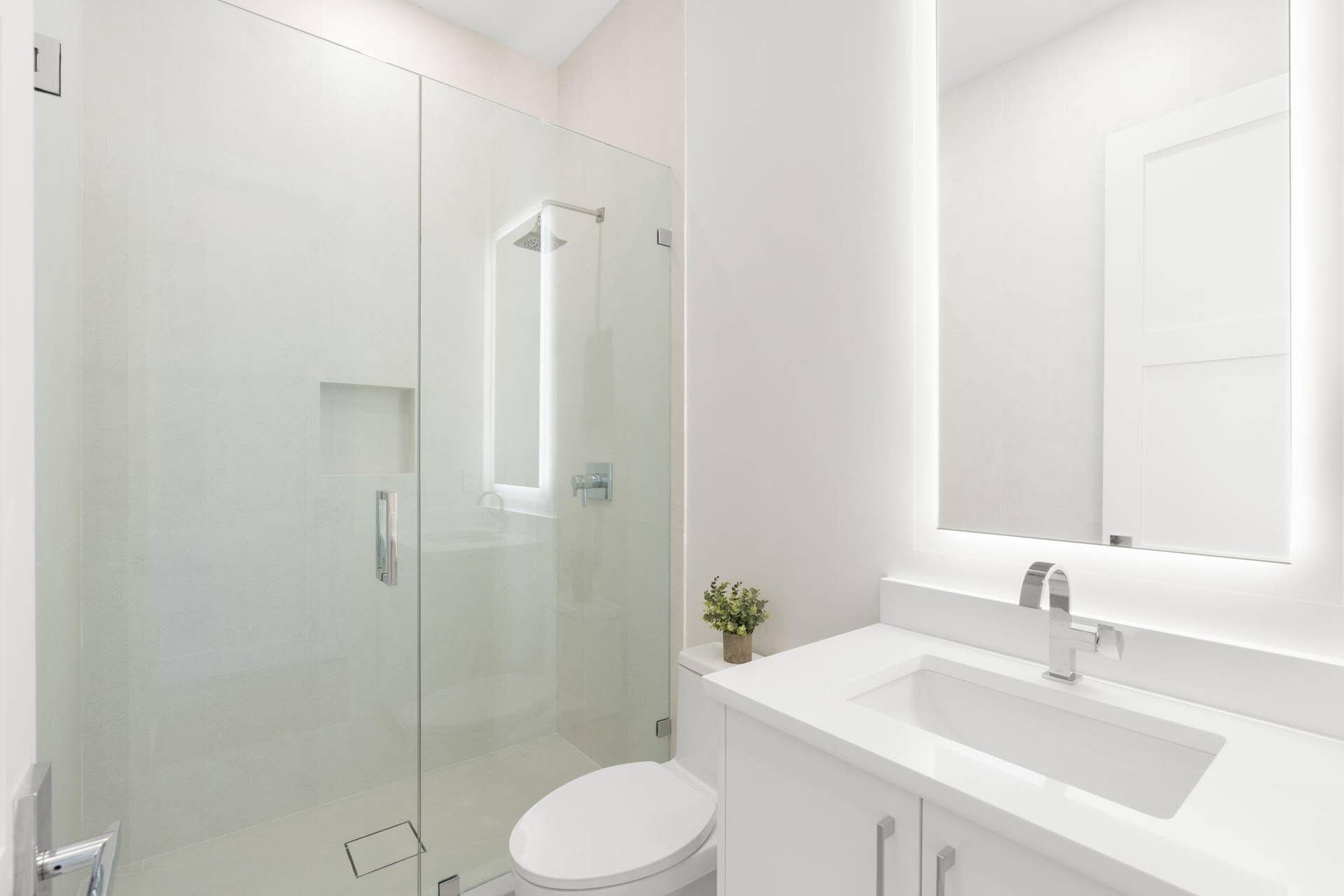 2406 NE 13th Court, Fort Lauderdale, FL 33304 45-web-or-mls-2406 NE 13th Ct Fort Laude