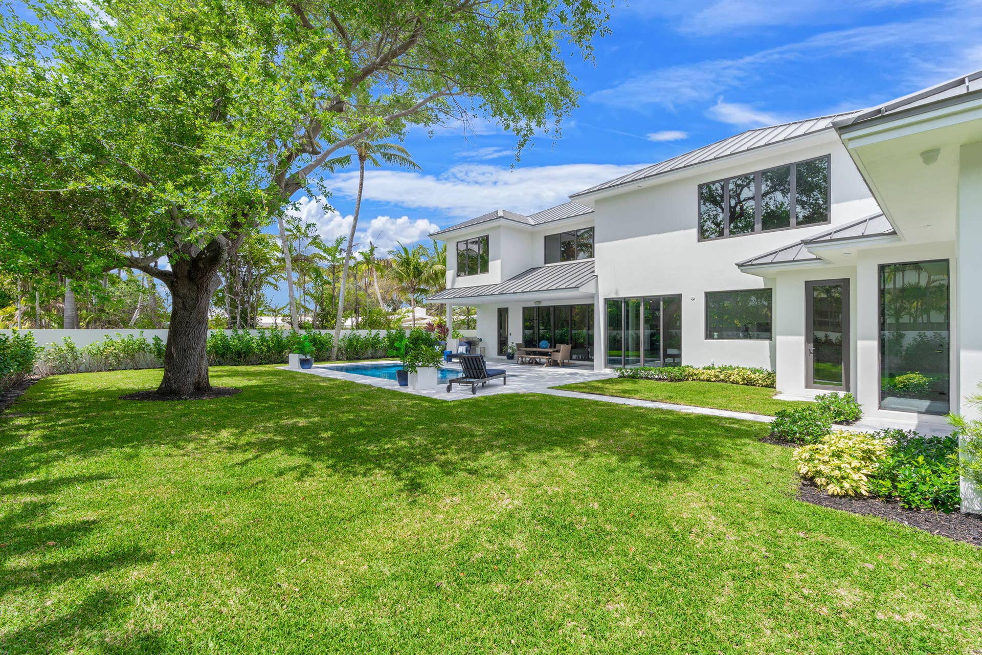 2406 NE 13th Court, Fort Lauderdale, FL 33304 32-web-or-mls-2406 NE 13th Ct Fort Laude
