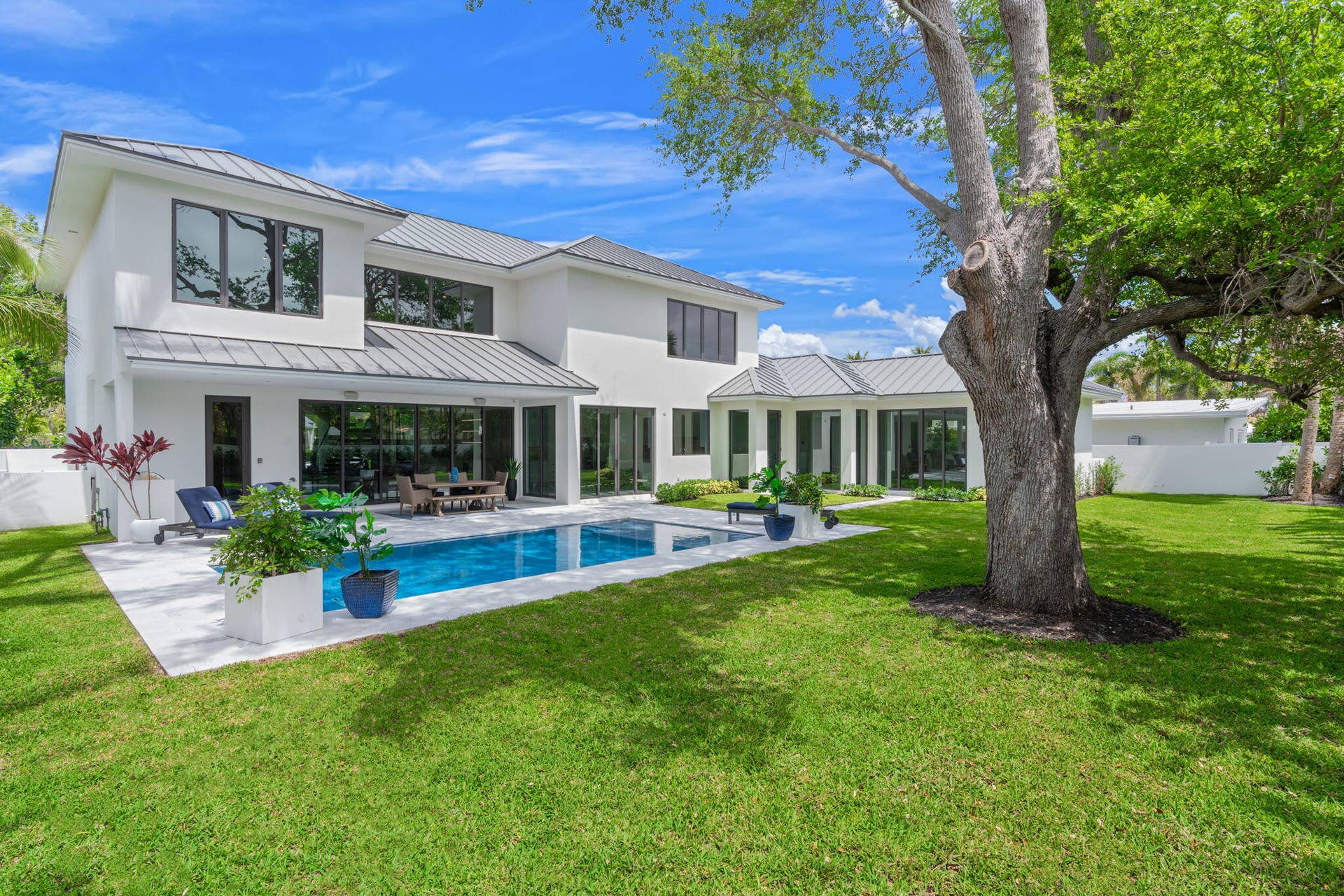 2406 NE 13th Court, Fort Lauderdale, FL 33304 34-web-or-mls-2406 NE 13th Ct Fort Laude
