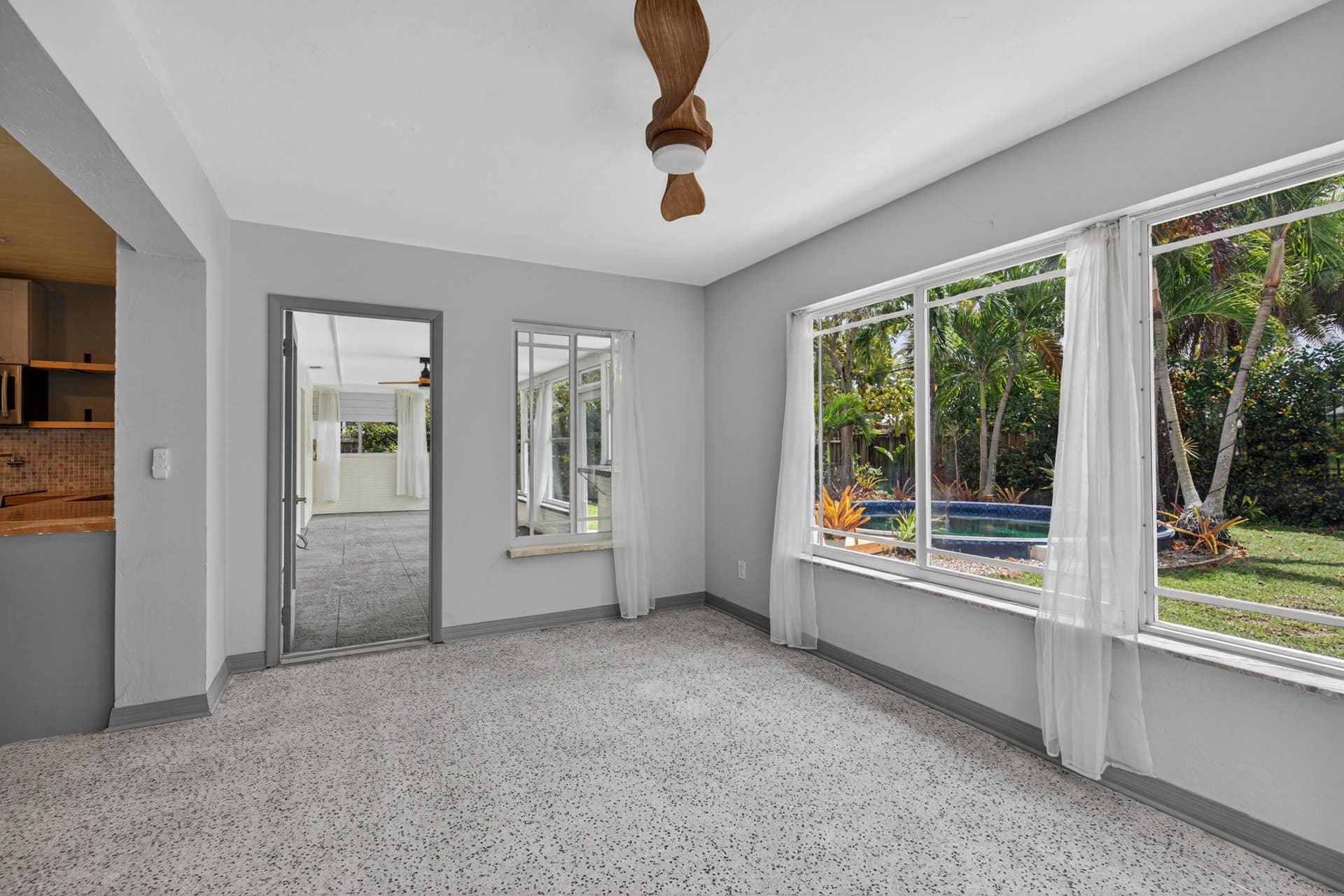 818 NW 28th Court, Wilton Manors, FL 33311 Dining Room