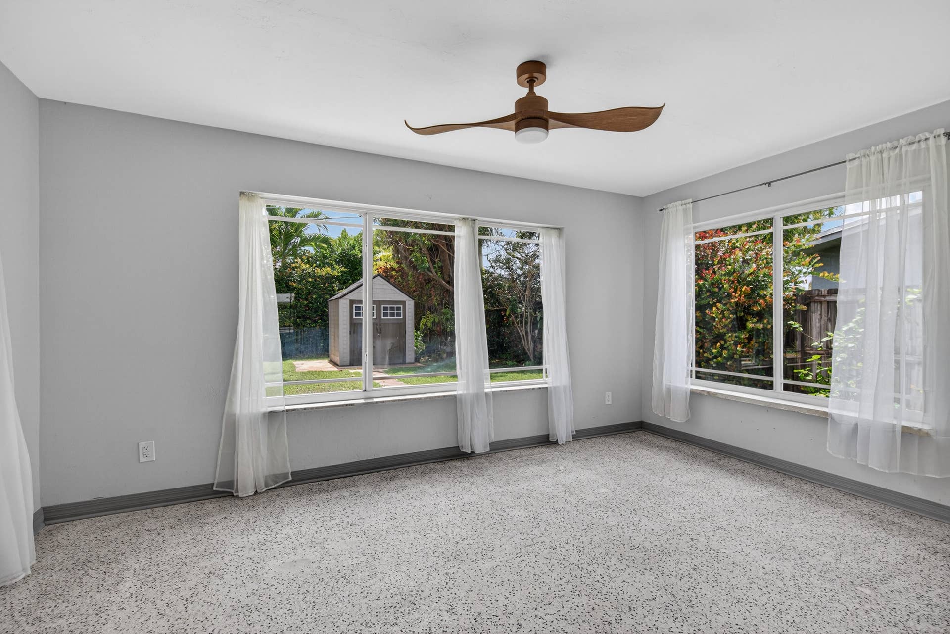 818 NW 28th Court, Wilton Manors, FL 33311 Dining Room