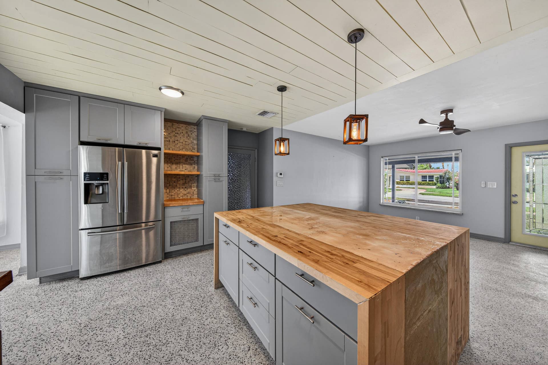818 NW 28th Court, Wilton Manors, FL 33311 Aline818-18
