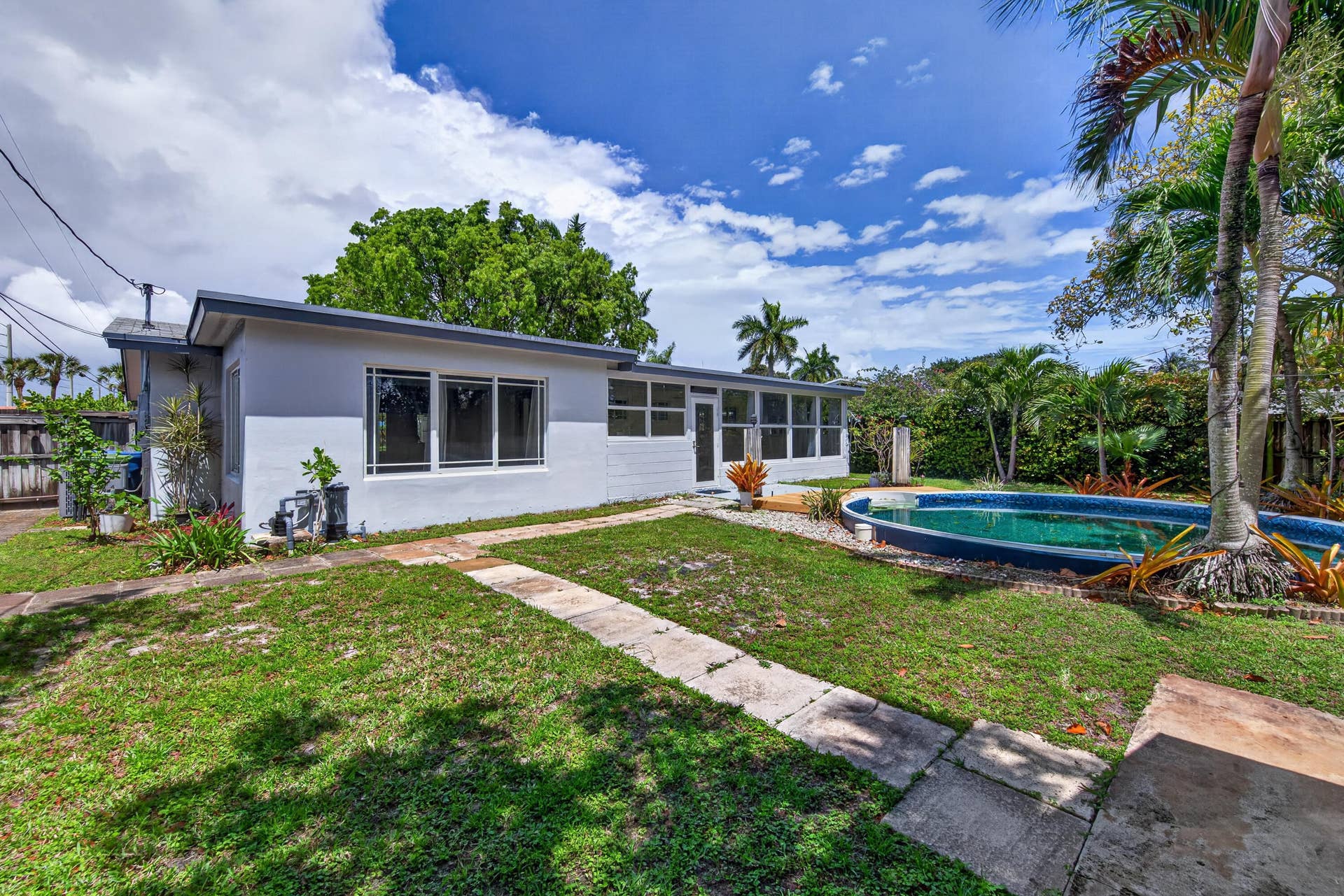 818 NW 28th Court, Wilton Manors, FL 33311 Aline818-50