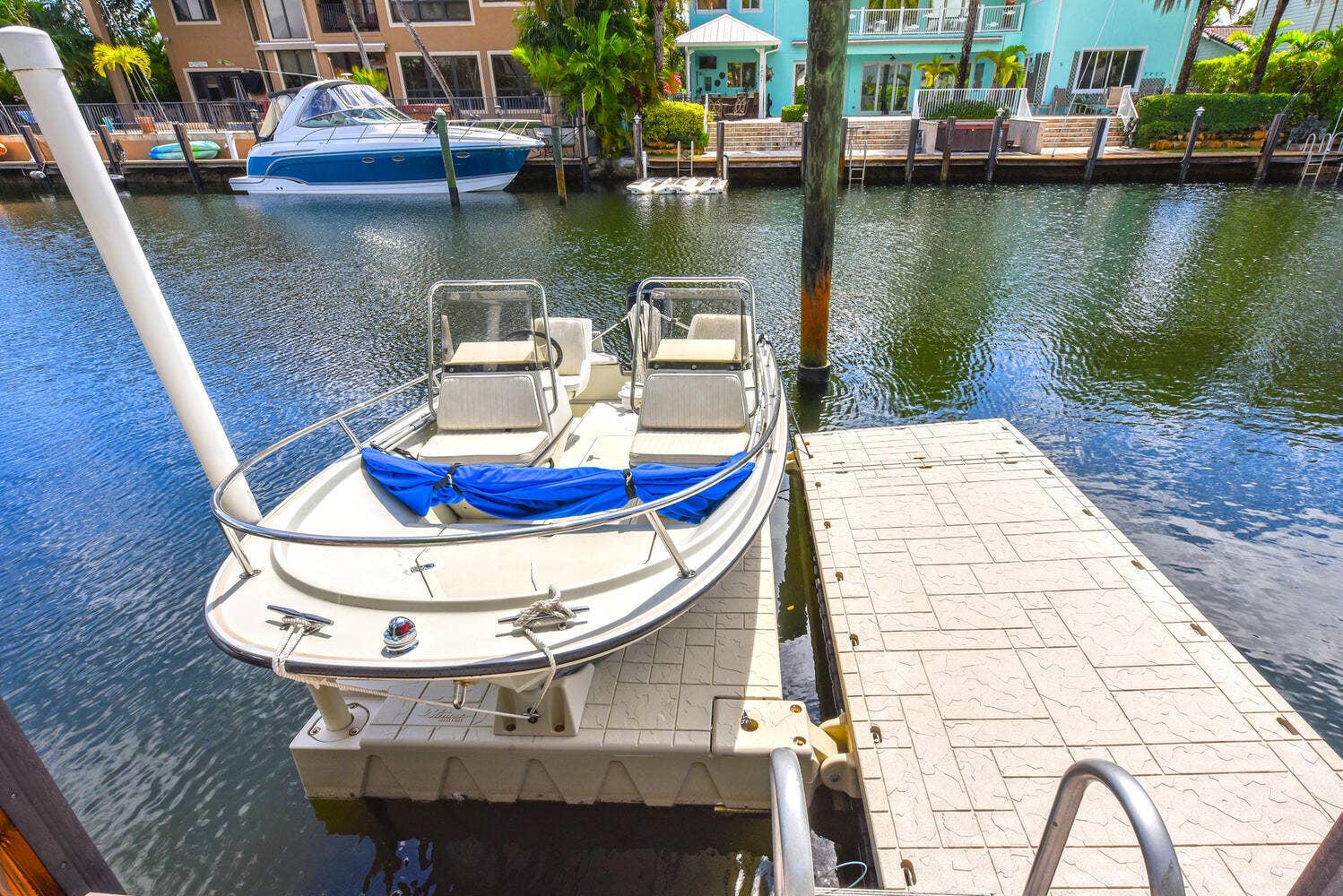 4030 NE 25th Avenue, Lighthouse Point, FL 33064 4030 NE 25th Ave Lighthouse-large-043-02