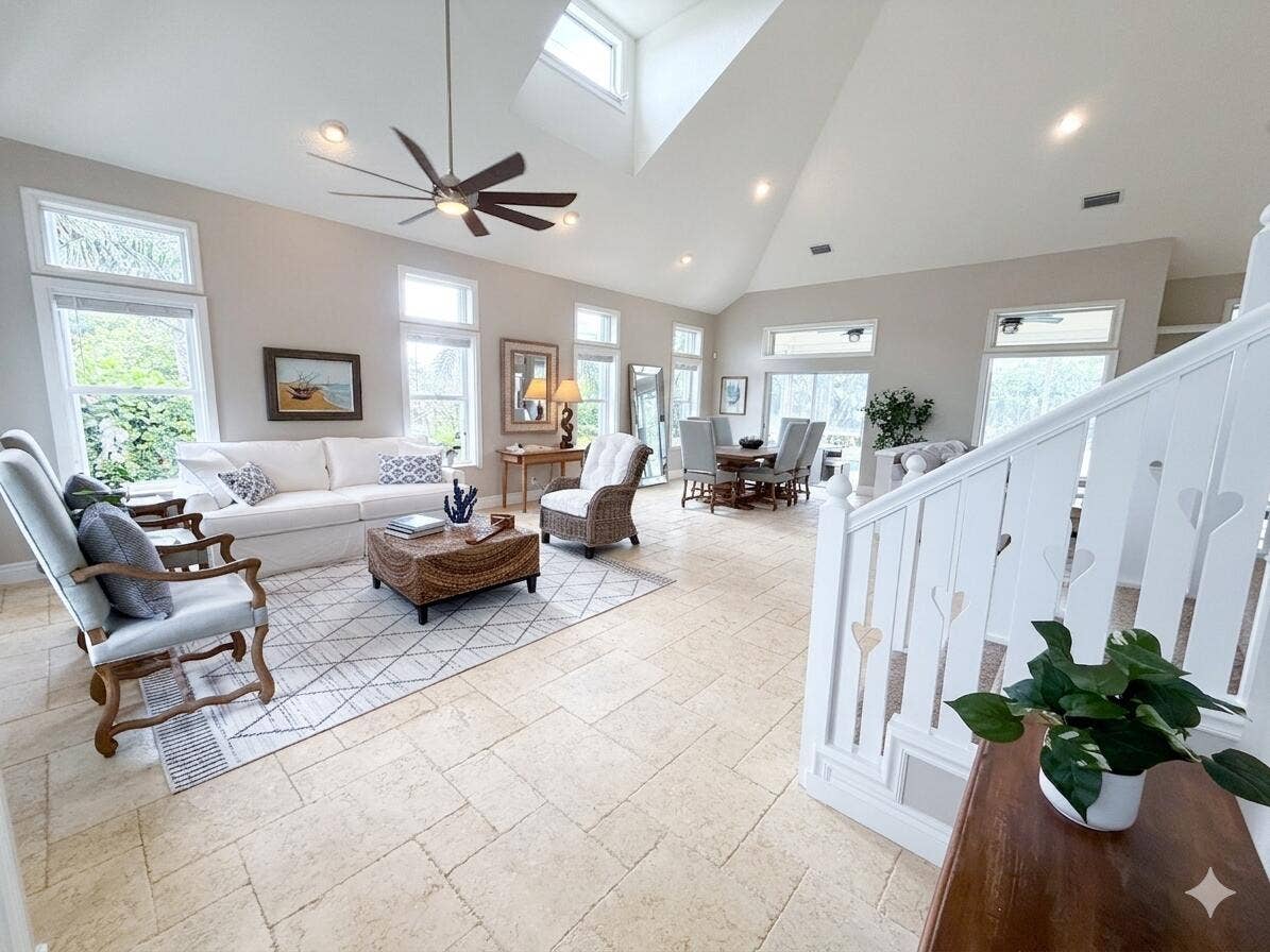400 Seaside Lane, Juno Beach, FL 33408 400seasideLivingRoom