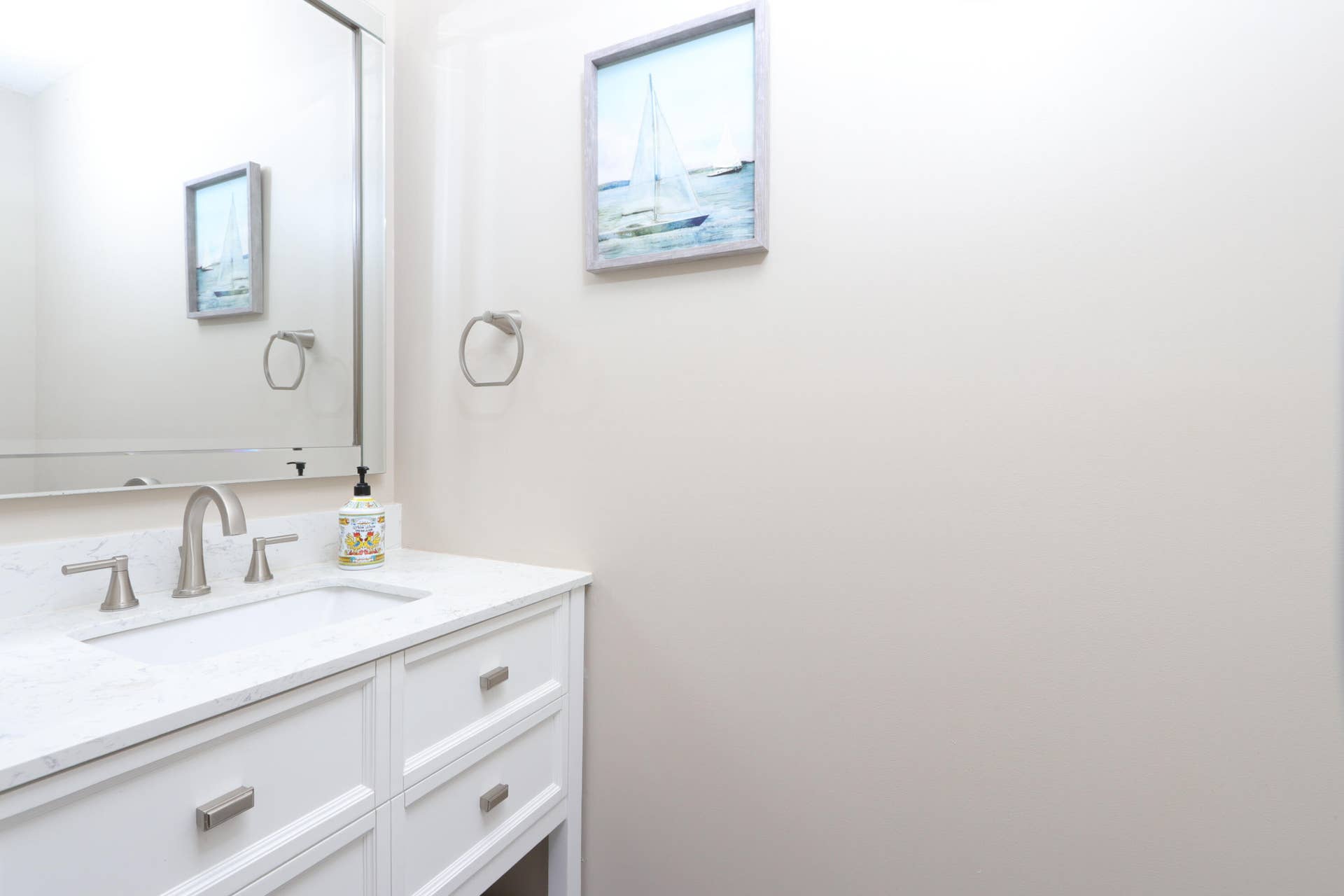 400 Seaside Lane, Juno Beach, FL 33408 Powder Room