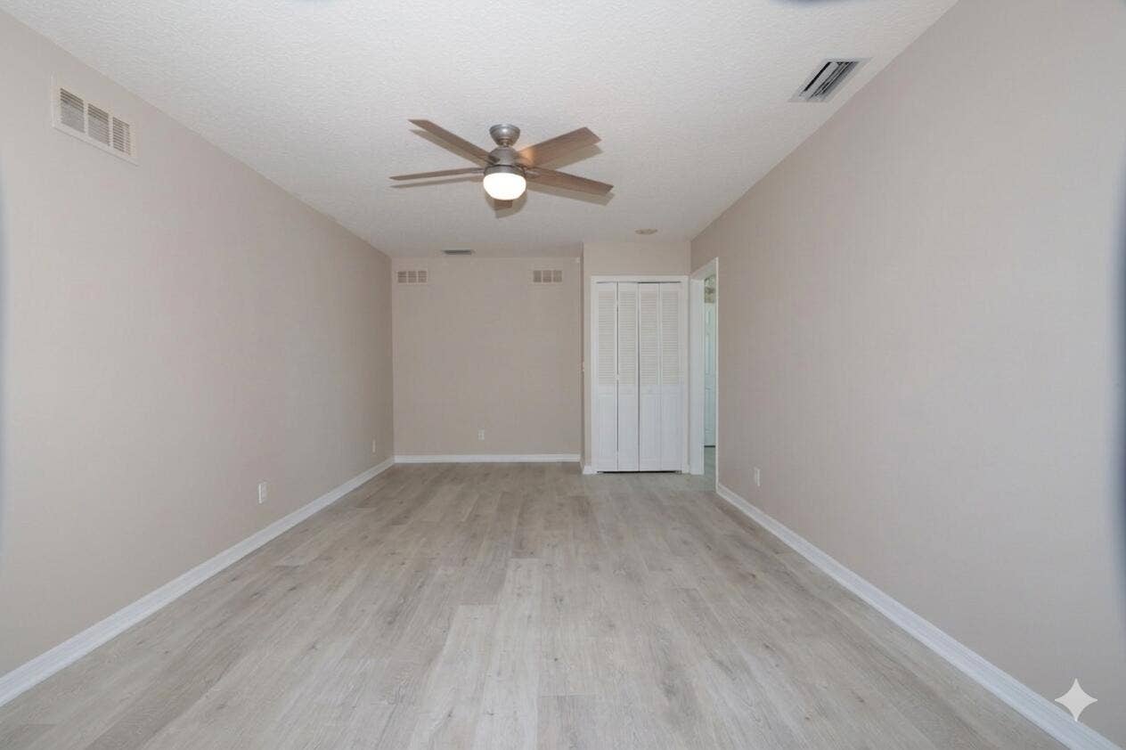 400 Seaside Lane, Juno Beach, FL 33408 Loft Unfurnished