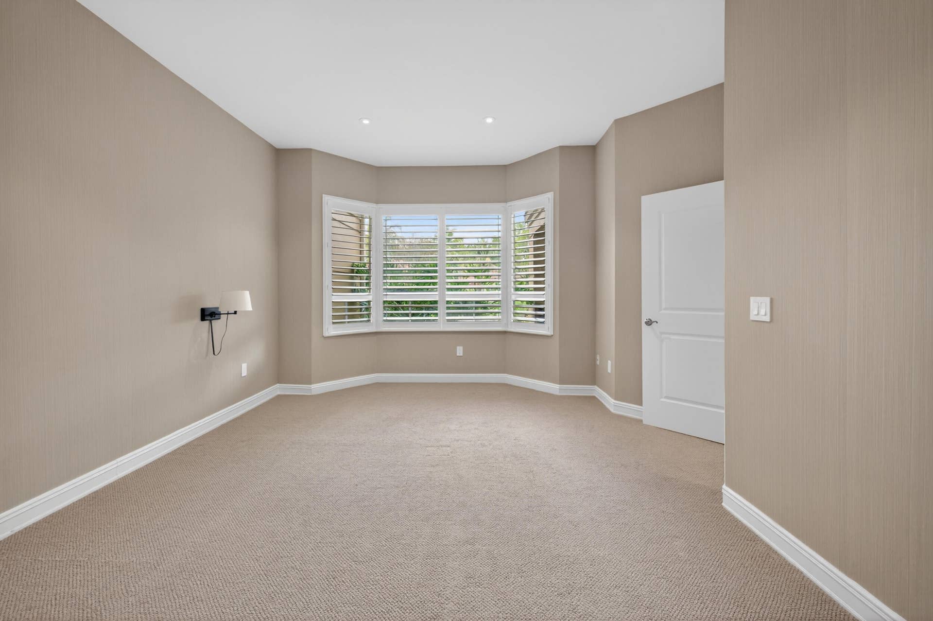 16135 Emerald Estates Drive, #164, Weston, FL 33331 16135-35