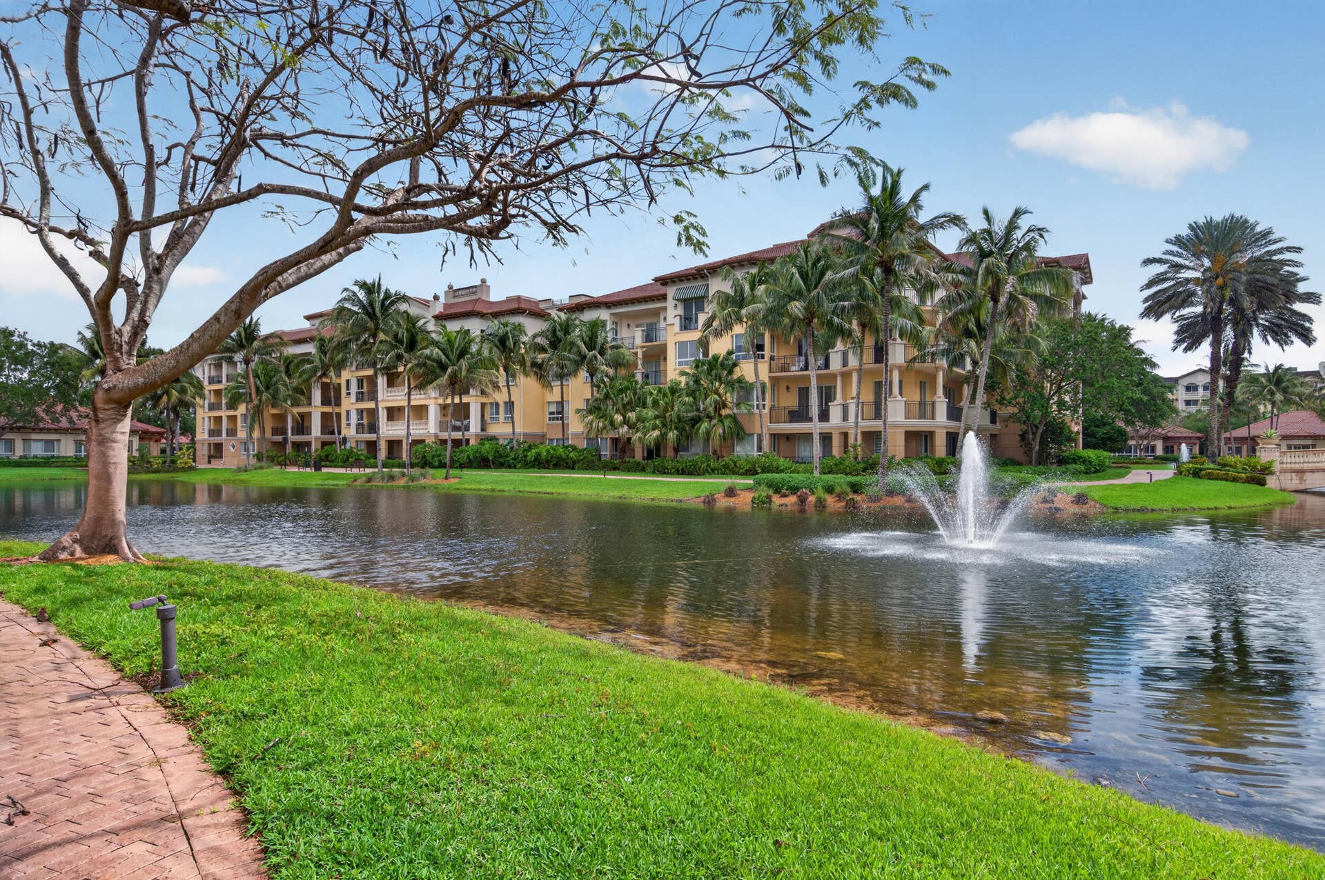 16135 Emerald Estates Drive, #164, Weston, FL 33331 16135-12