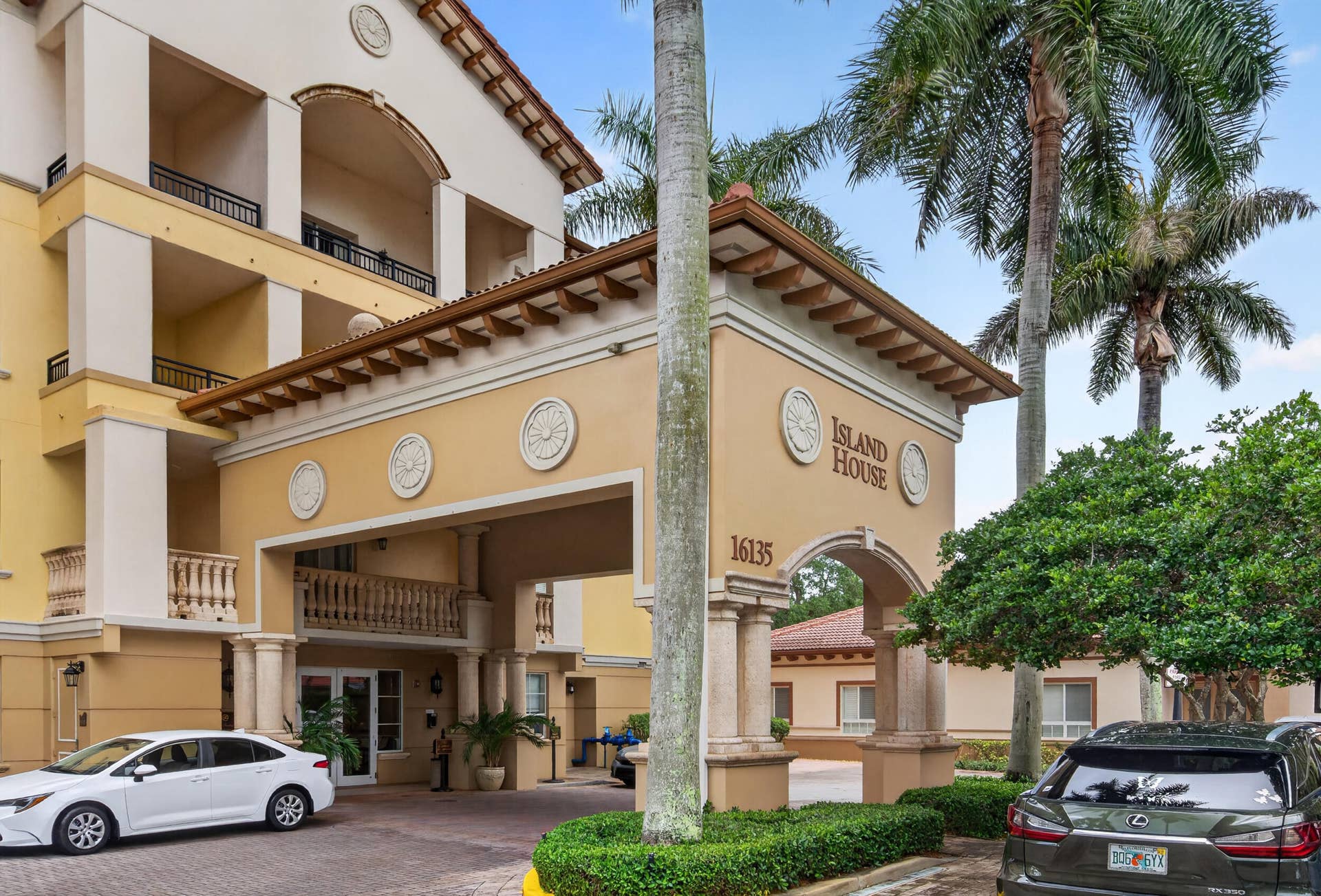 16135 Emerald Estates Drive, #164, Weston, FL 33331 16135-15