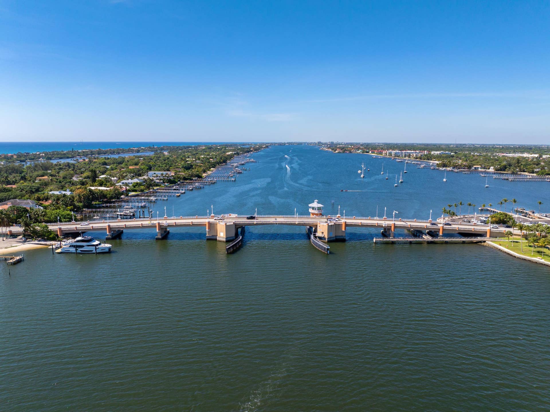 4001 S Ocean Boulevard, #122, South Palm Beach, FL 33480 Lantana Bridge