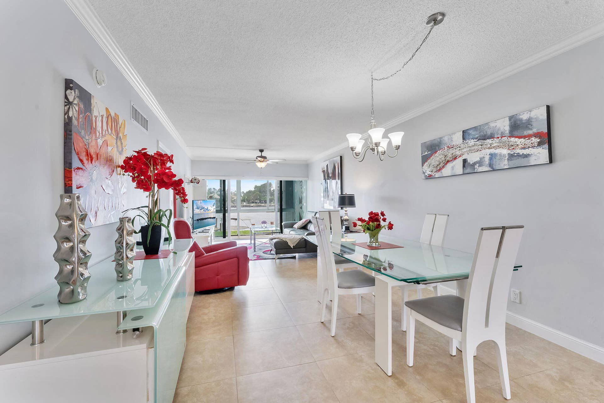 105 NE 19th Avenue, #164, Deerfield Beach, FL 33441 Open Living Area