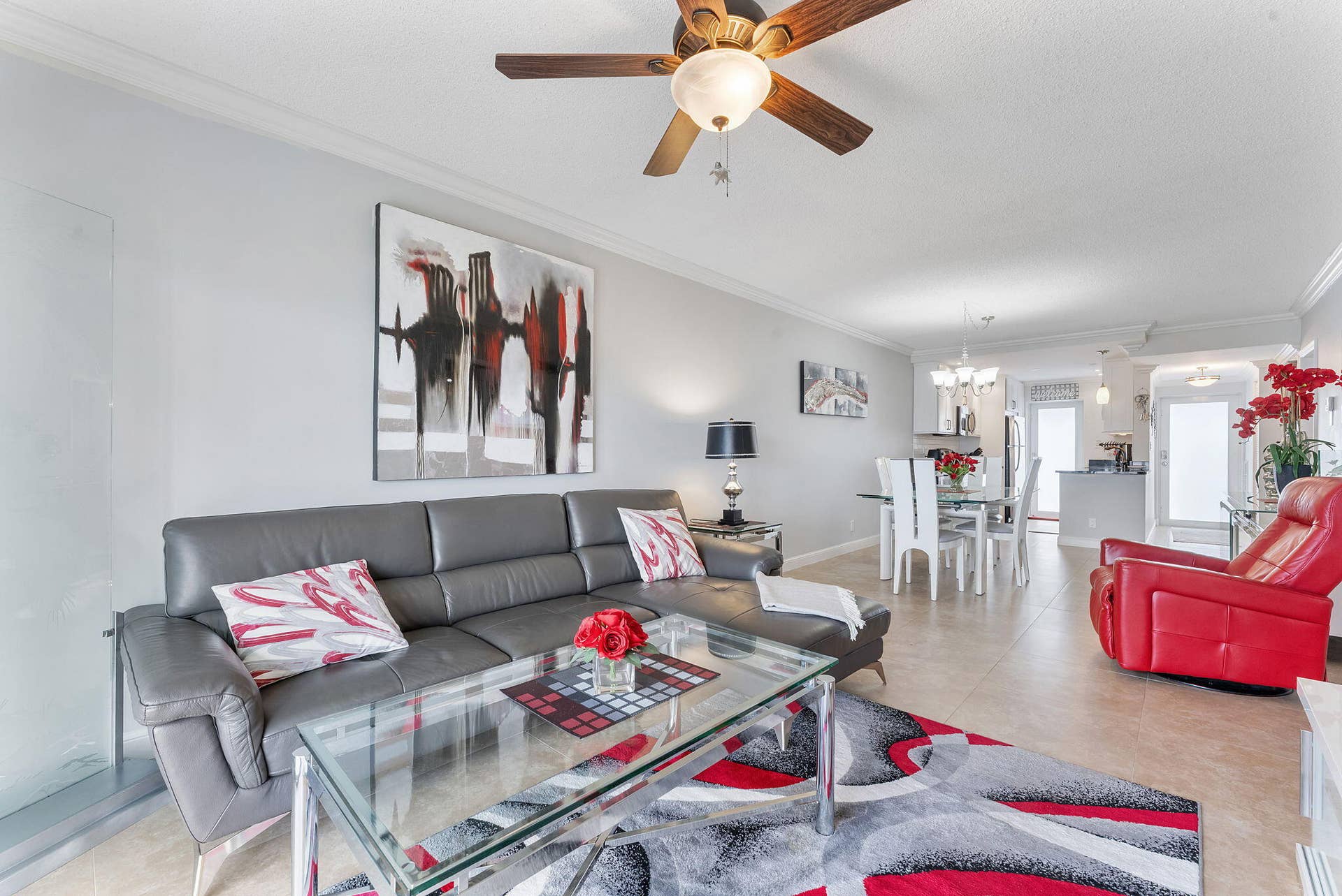 105 NE 19th Avenue, #164, Deerfield Beach, FL 33441 Living Room
