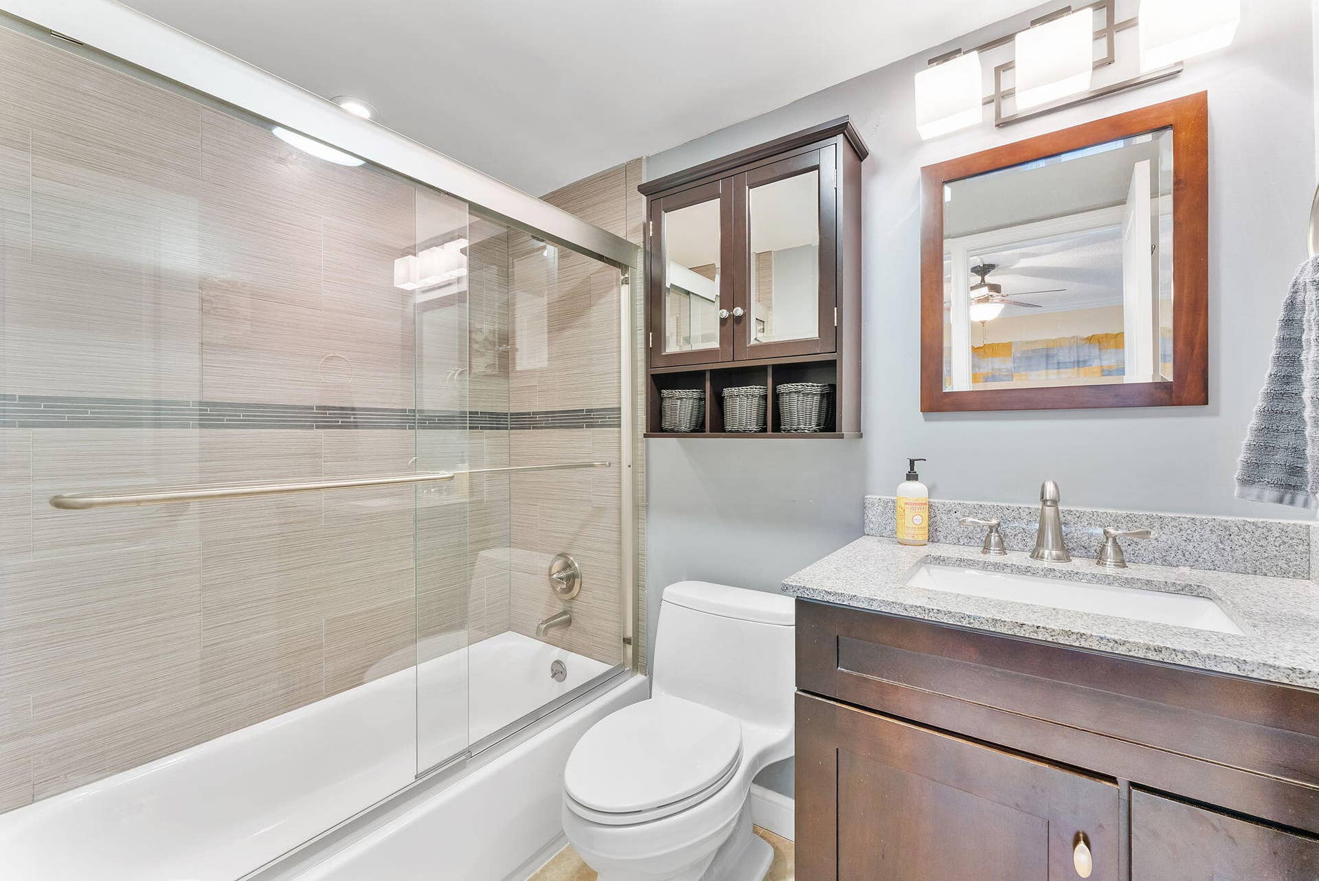 105 NE 19th Avenue, #164, Deerfield Beach, FL 33441 Bathroom 2