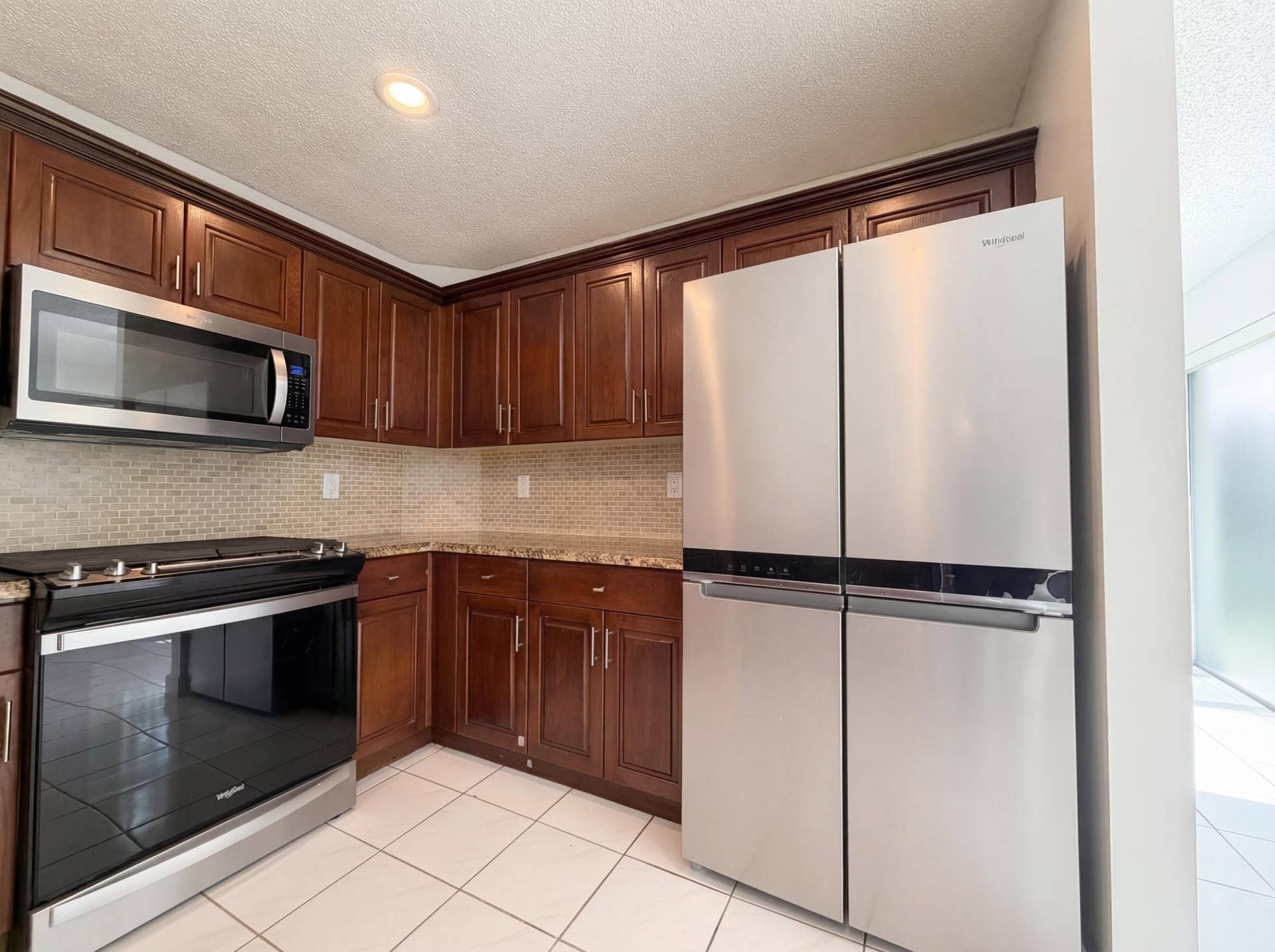 73 Gables Boulevard, Weston, FL 33326 listing_1