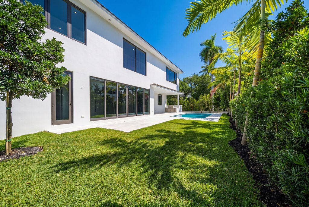 1550 Ponce De Leon Drive, Fort Lauderdale, FL 33316 hf_20260513_152821_bc1ed123-9fc4-40c8-8d
