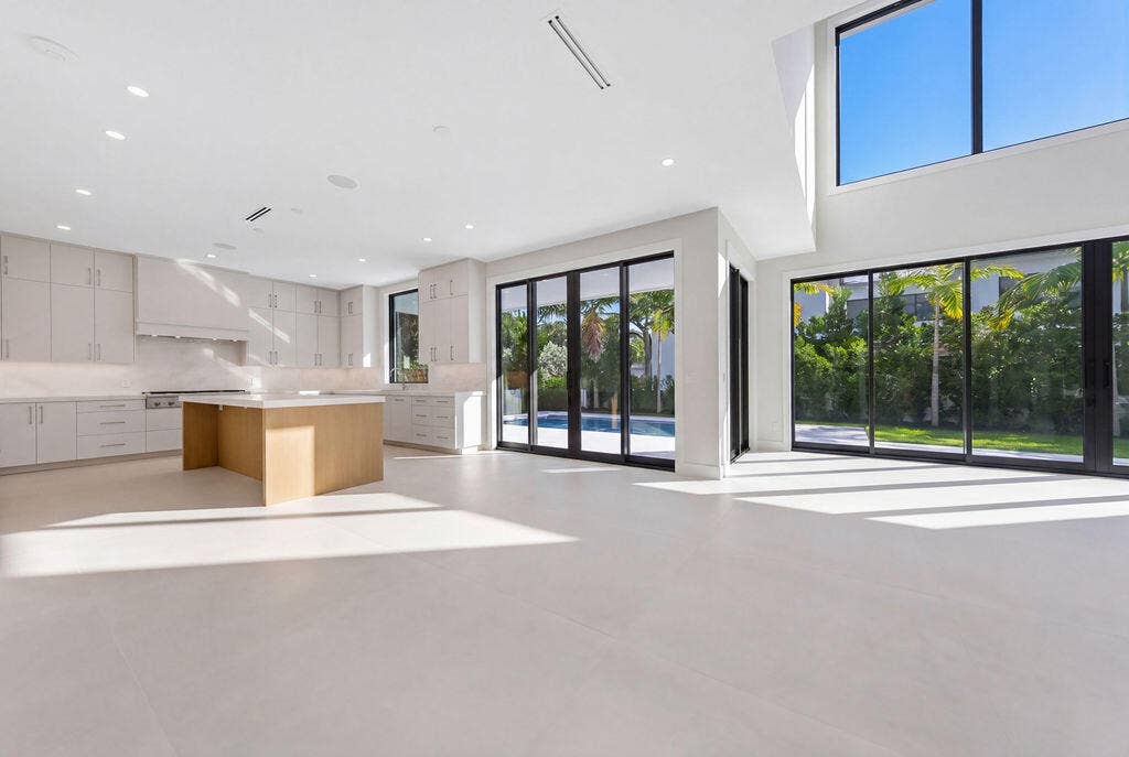 1550 Ponce De Leon Drive, Fort Lauderdale, FL 33316 hf_20260513_115117_6a6f1c80-52ea-41cc-ba