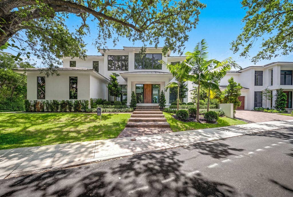 1550 Ponce De Leon Drive, Fort Lauderdale, FL 33316 hf_20260513_151606_53e2e03f-b6b7-4e1b-b0