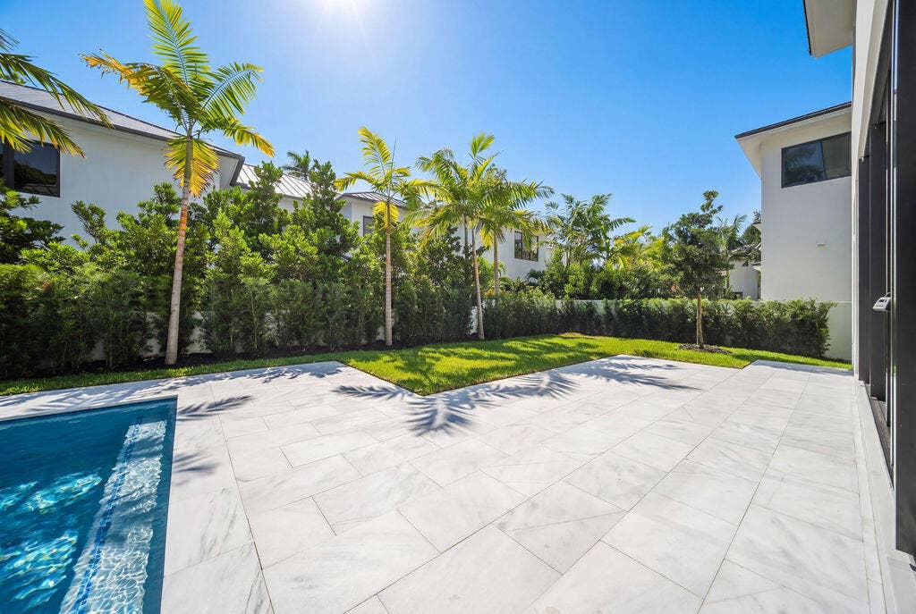 1550 Ponce De Leon Drive, Fort Lauderdale, FL 33316 hf_20260513_152435_e15b8bd4-7846-4a54-a9