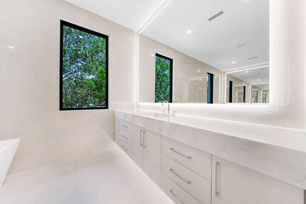 1550 Ponce De Leon Drive, Fort Lauderdale, FL 33316 2C1A0400_1_2
