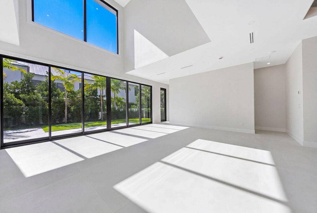 1550 Ponce De Leon Drive, Fort Lauderdale, FL 33316 hf_20260513_115120_7f1c8bca-7918-4a15-91