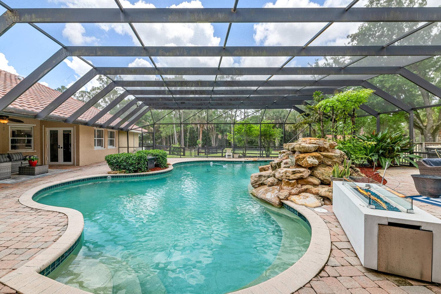 2559 Palm Deer Dr Locahatchee-large-084-