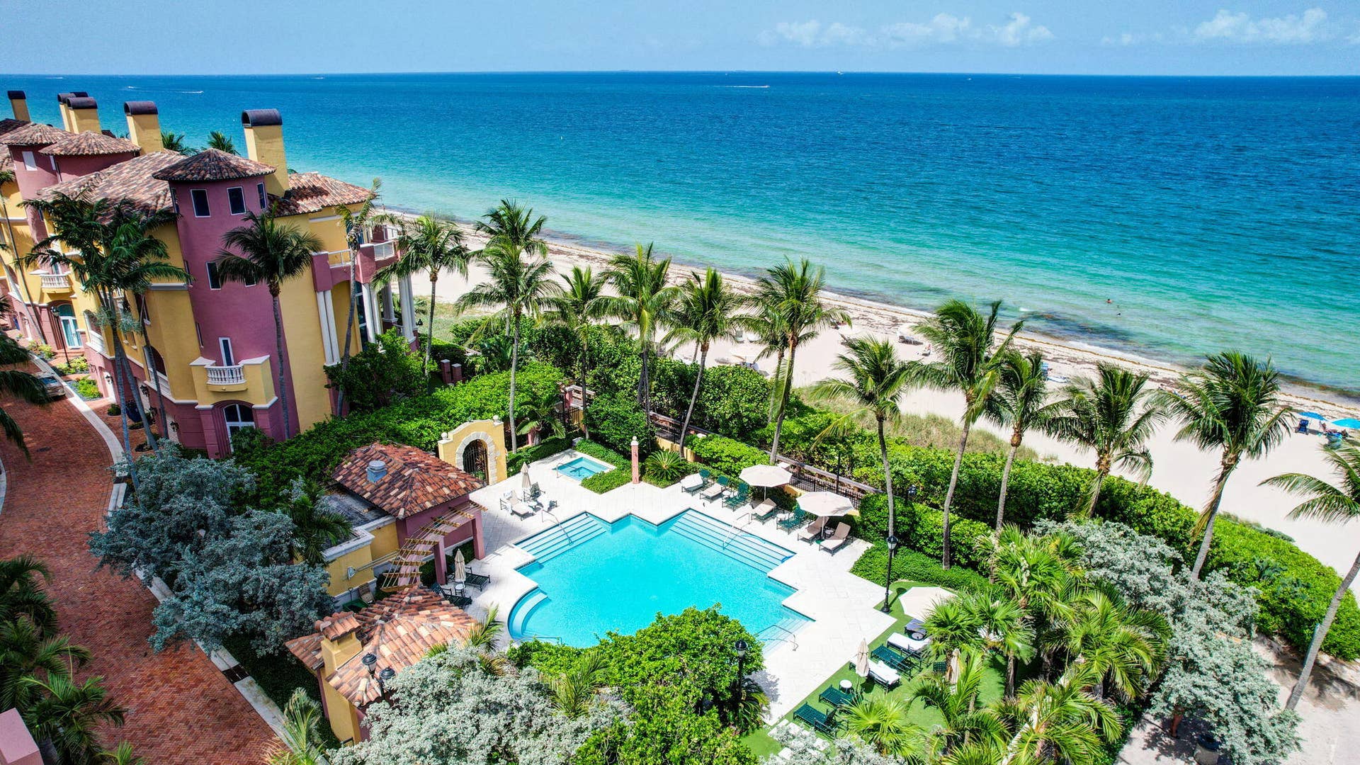 Grand Oceanfront Entertaining