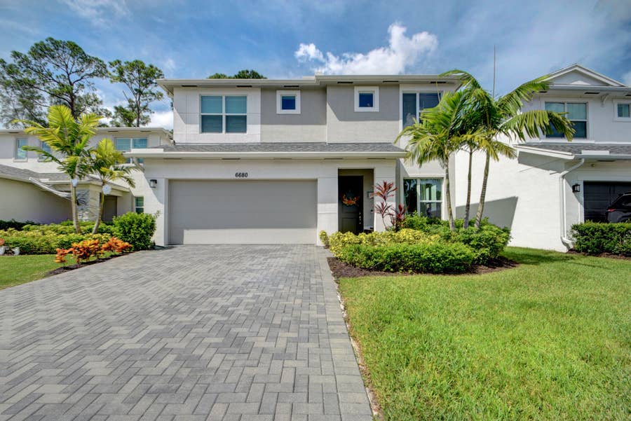 Property photo for 6680 Pointe Of Woods Drive, West Palm Beach, FL