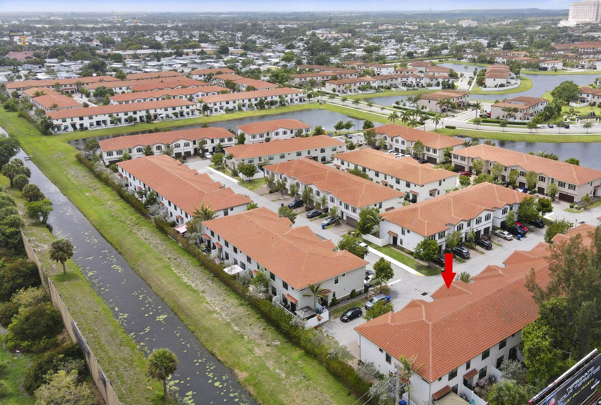 Aerial VIew 1004