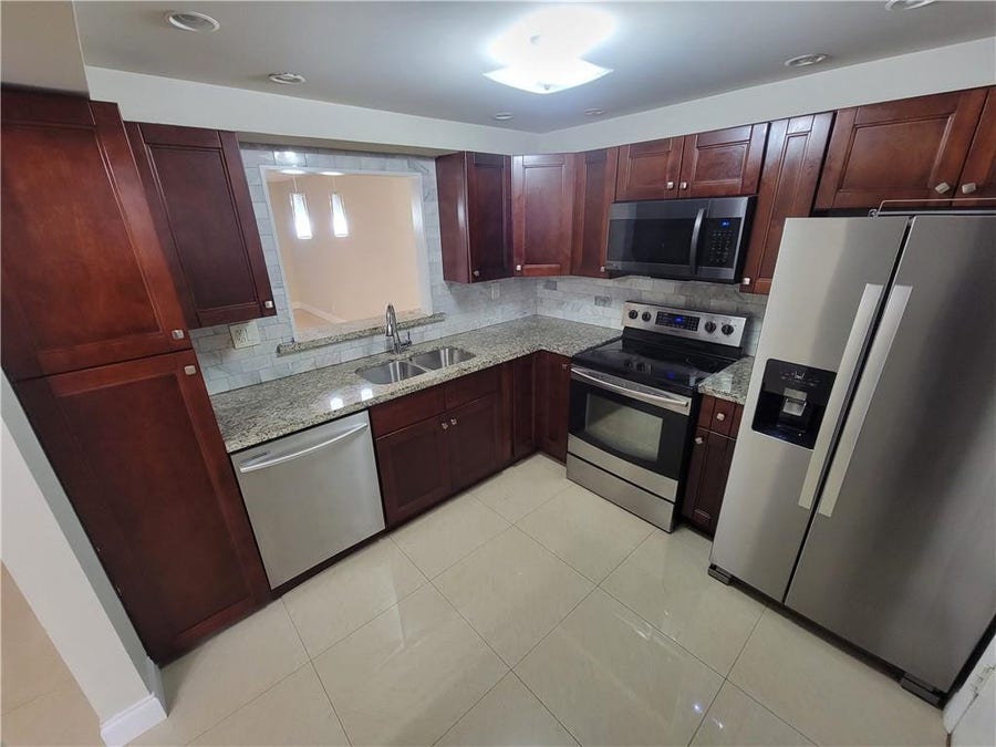 Property photo for 404 NW 68th Avenue, #316, Plantation, FL