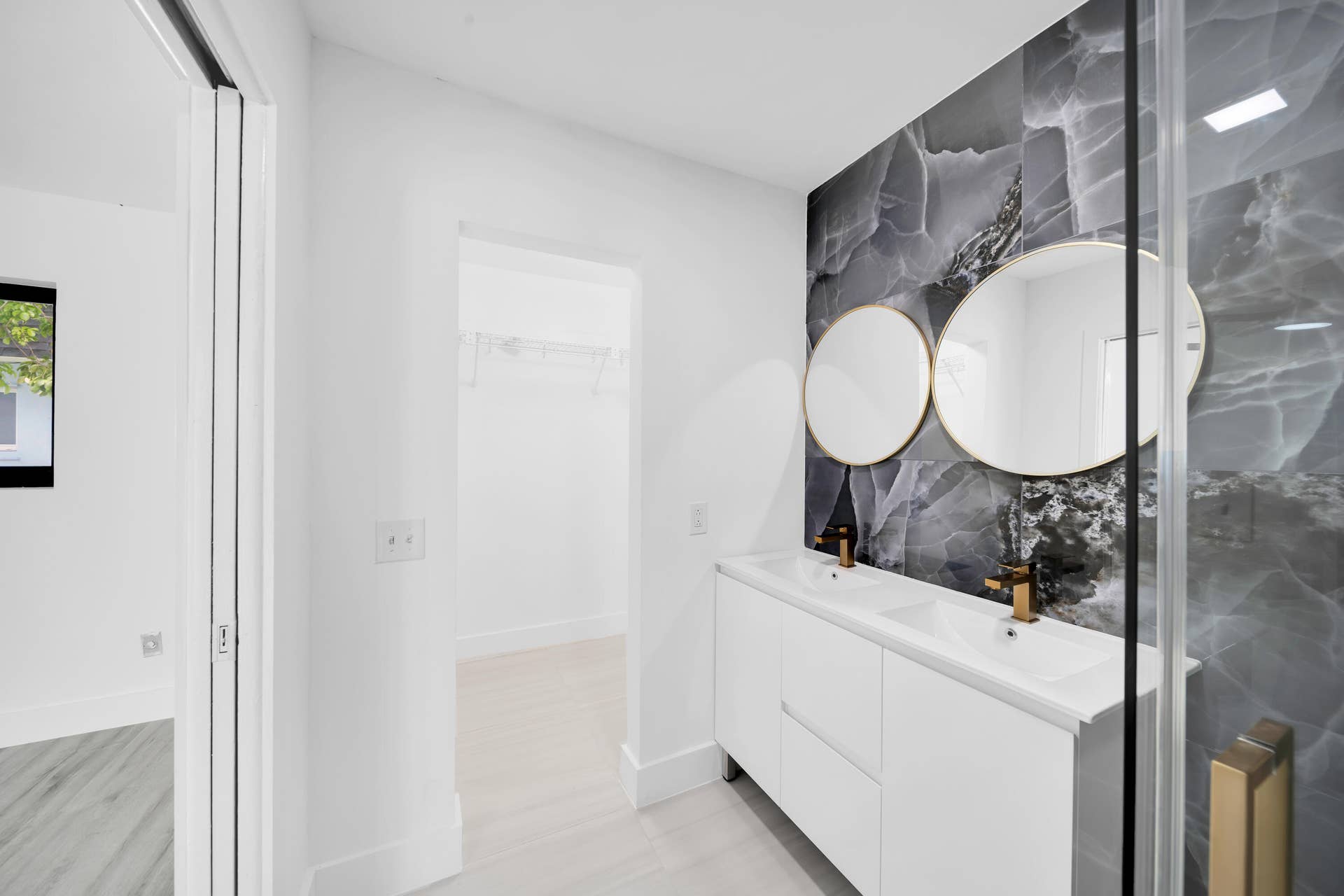 7301 NW 13th Court, Plantation, FL 33313 7301 NW 13th Ct Primary Bathroom 2